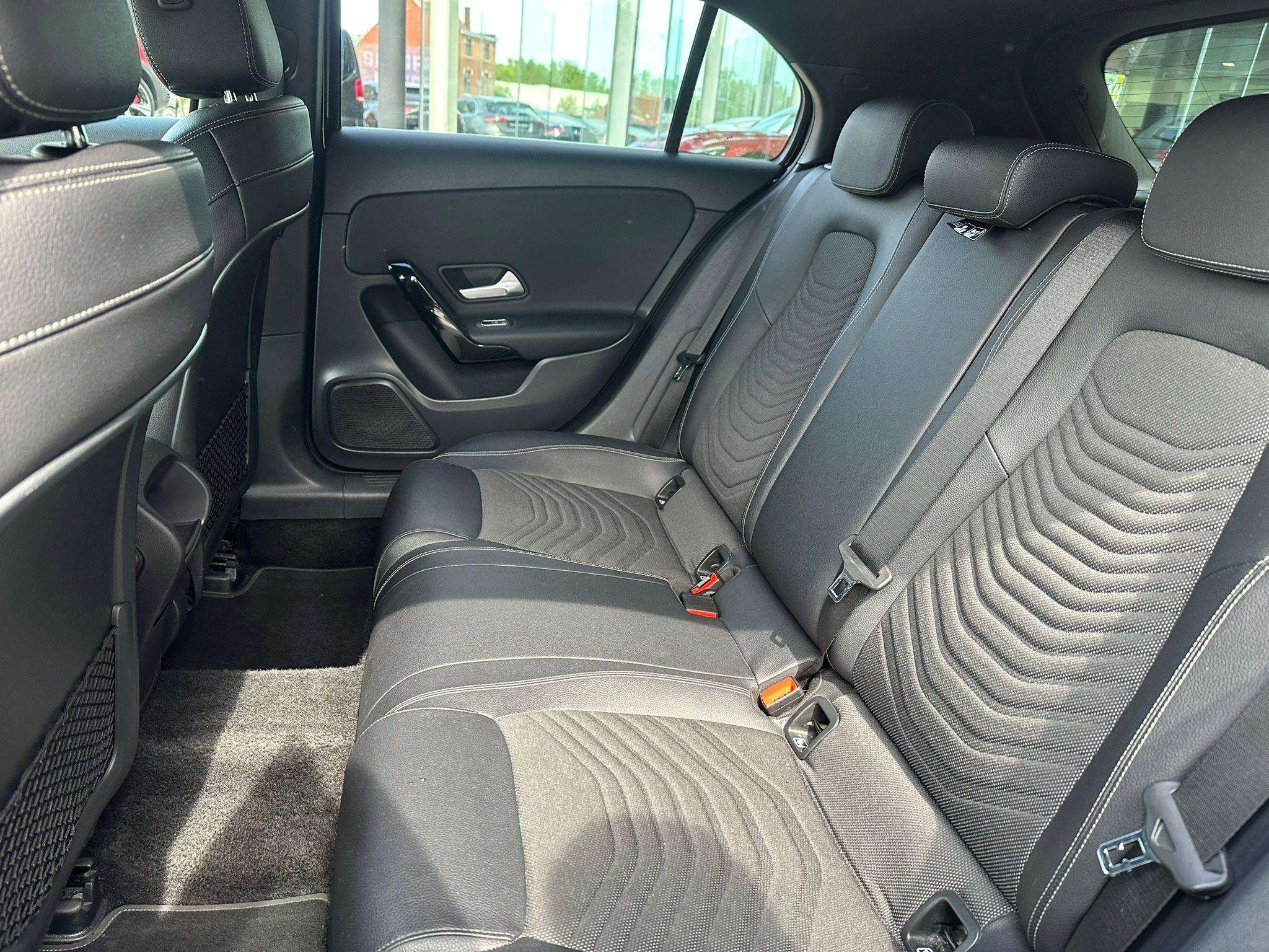 Mercedes-Benz A 180 A Business Solution Essential