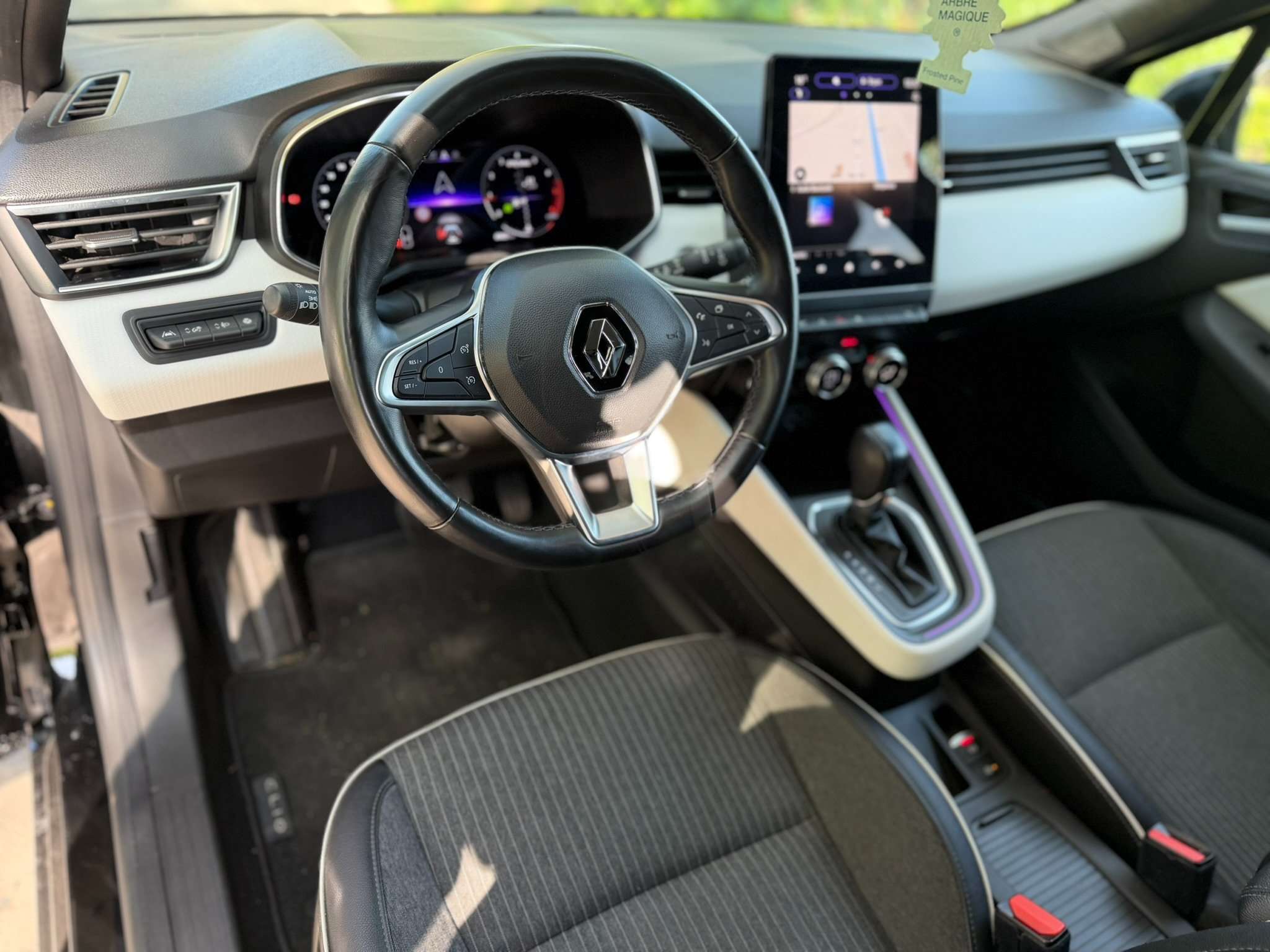 Renault Clio 1.0 TCe Equilibre GPF- Garantie 12 mois