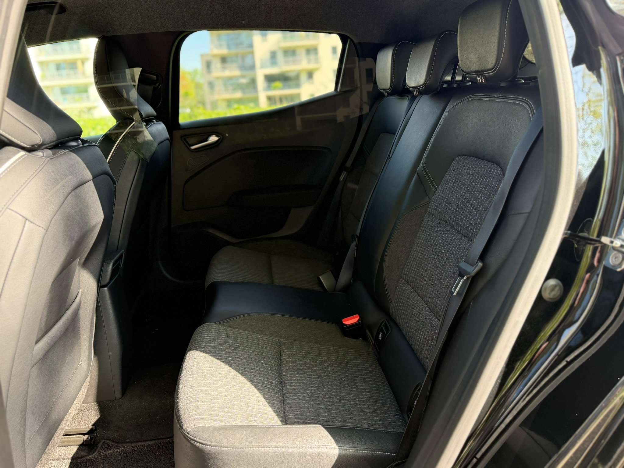 Renault Clio 1.0 TCe Equilibre GPF- Garantie 12 mois