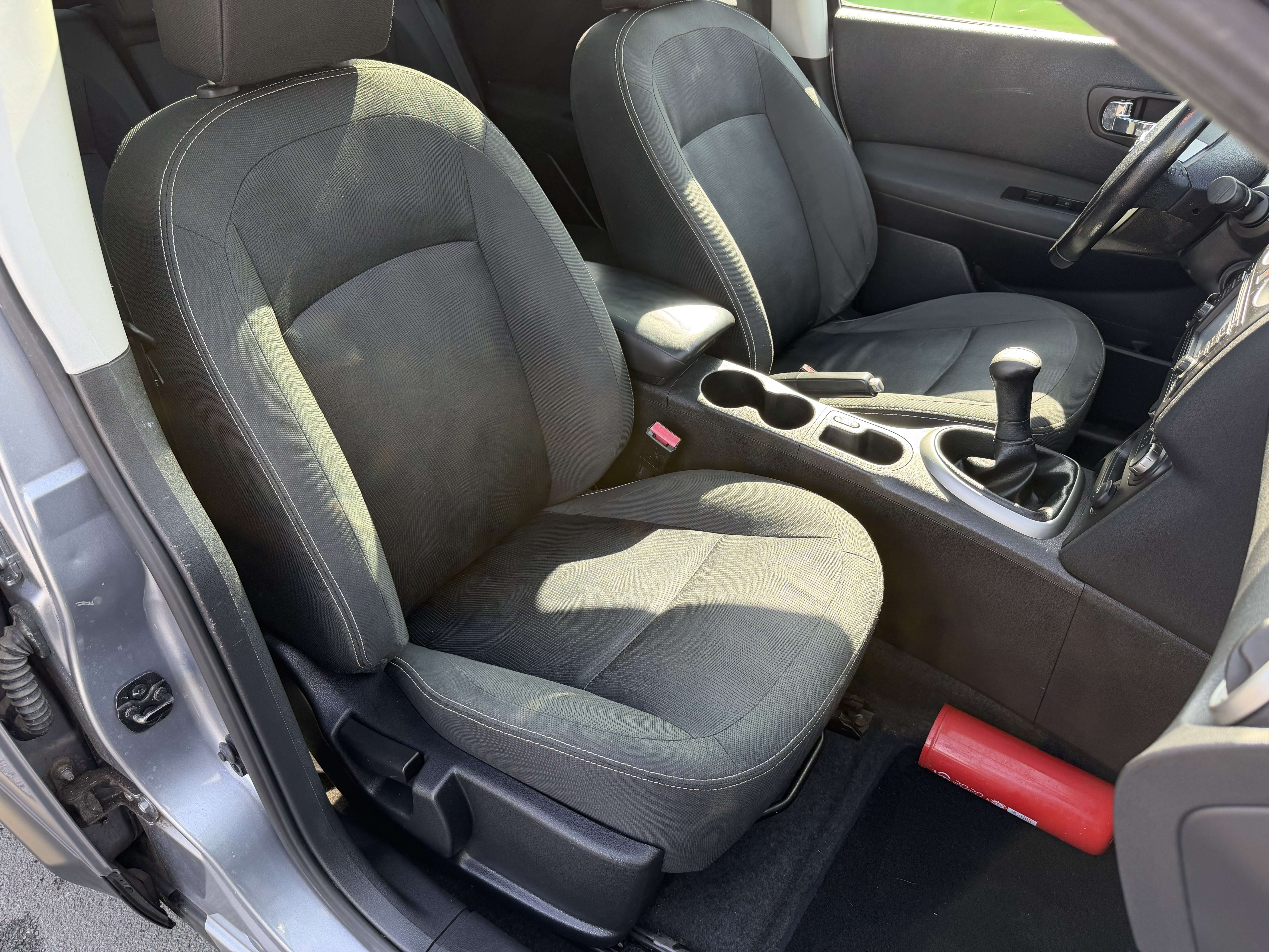 Nissan Qashqai 1.6i*NAVI*CAMERA*PANO*BT*USB* Garantie 12 Mois