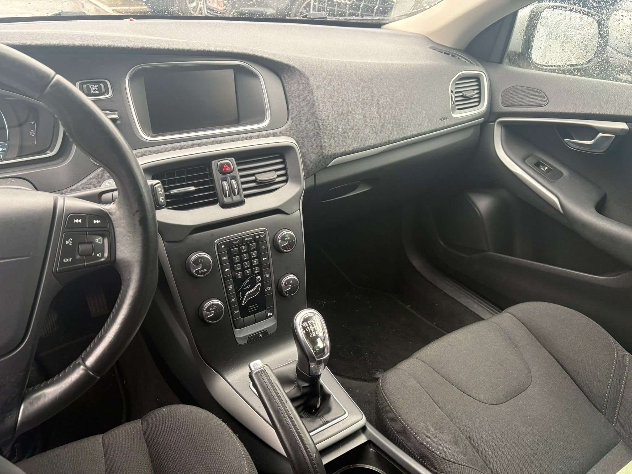 Volvo V40 1.6 D2 Momentum/BJ. 2013/KM.158.500