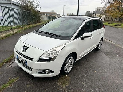 Peugeot 5008 1.6 HDI 112 FAP ALLURE