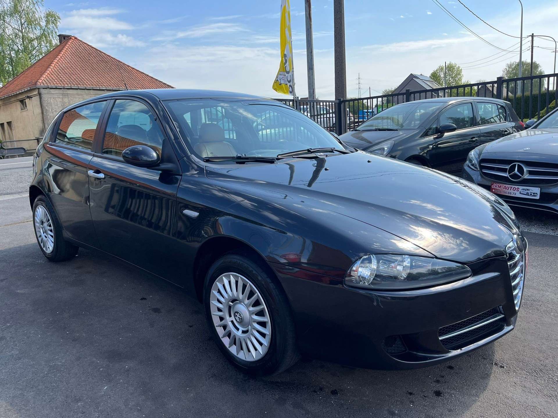 Alfa Romeo 147 1.9 JTD *** CLIM/ATTACHE REMORQUE ***