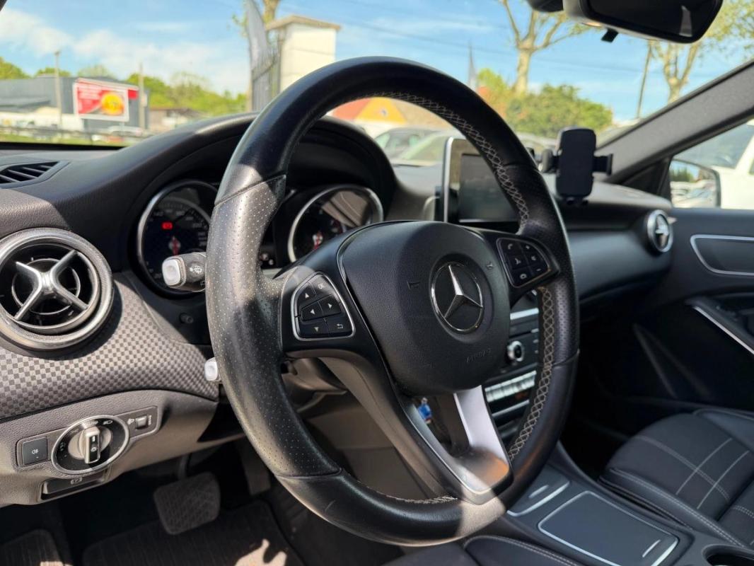 Mercedes-Benz Classe A 1.6 180 120CV BUSINESS EDITION 7G-DCT BVA GARANTIE /