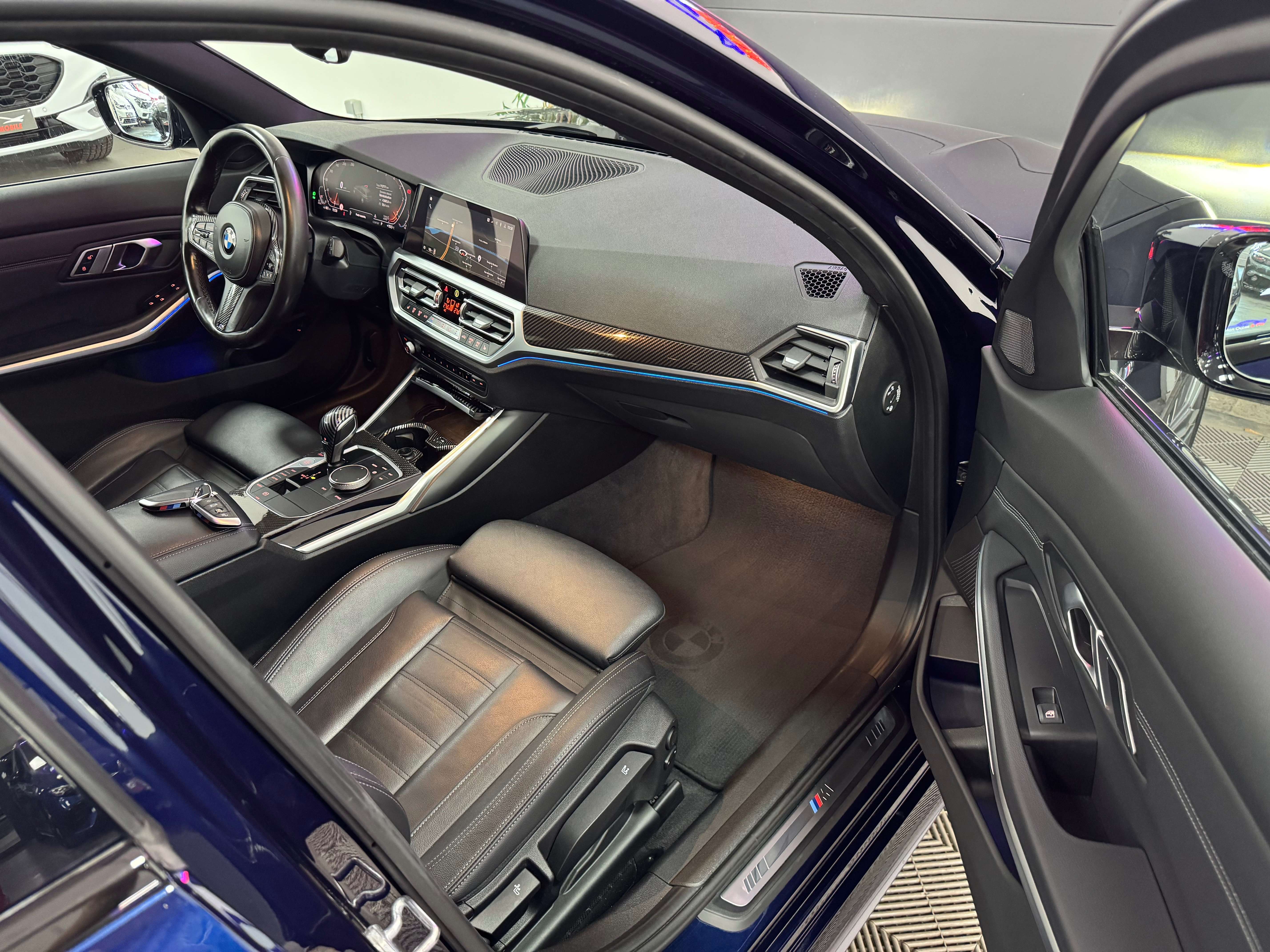BMW 320 Carbonschwarz Pack-M Led Caméra 12 mois garantie