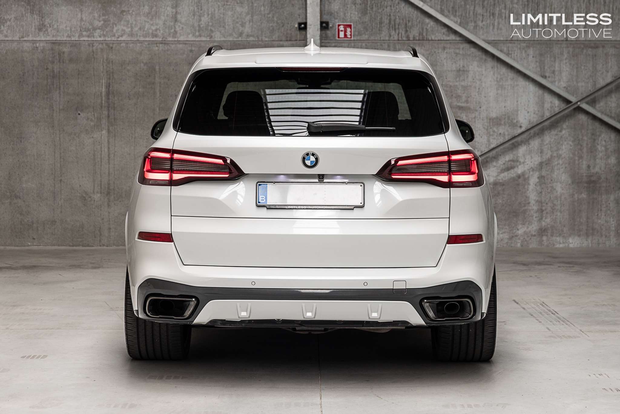 BMW X5 xDrive45e | M Sport / 22" / LED / Carbon / FULL / VAT-qualified