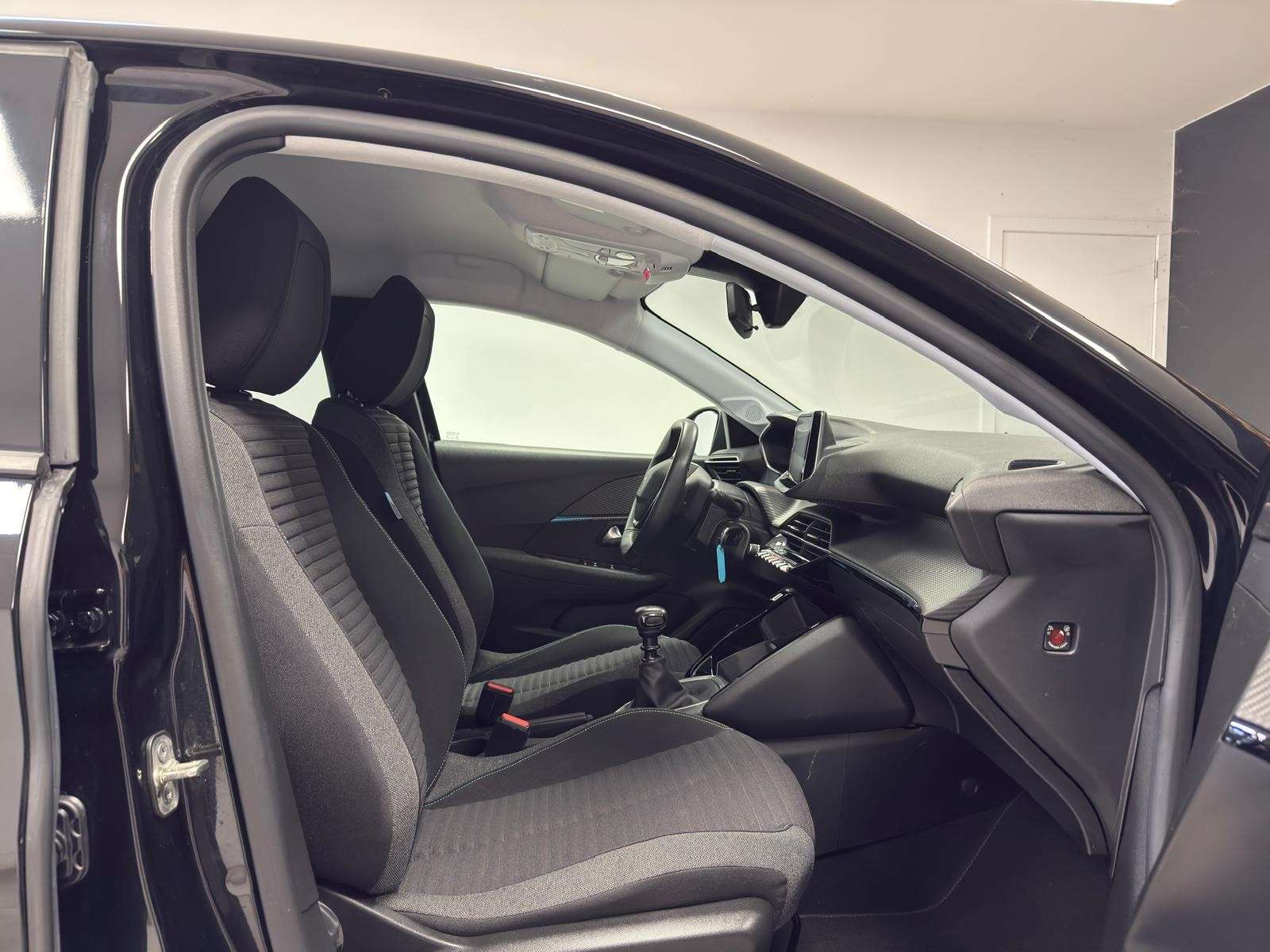 Peugeot 208 208 1.2i *GPS*LED*GARANTIE 12 MOIS*