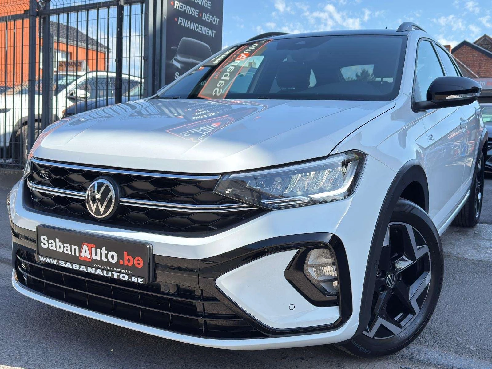 Volkswagen Taigo Taigo 1.0 TSI R-Line DSG AUTOMATIQUE • FULL OPTION