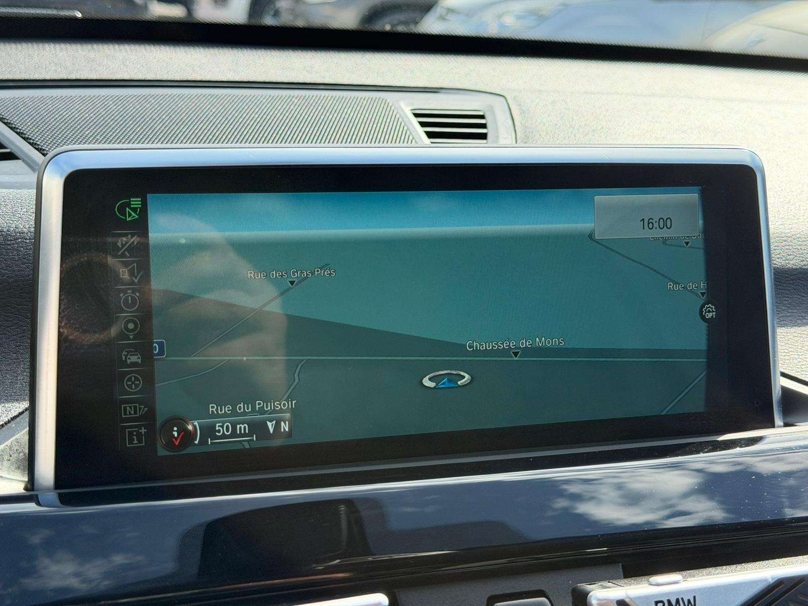 BMW X1 X1 2.0 d sDrive18 - Full LED - Cuir - Navigation - Euro 6b