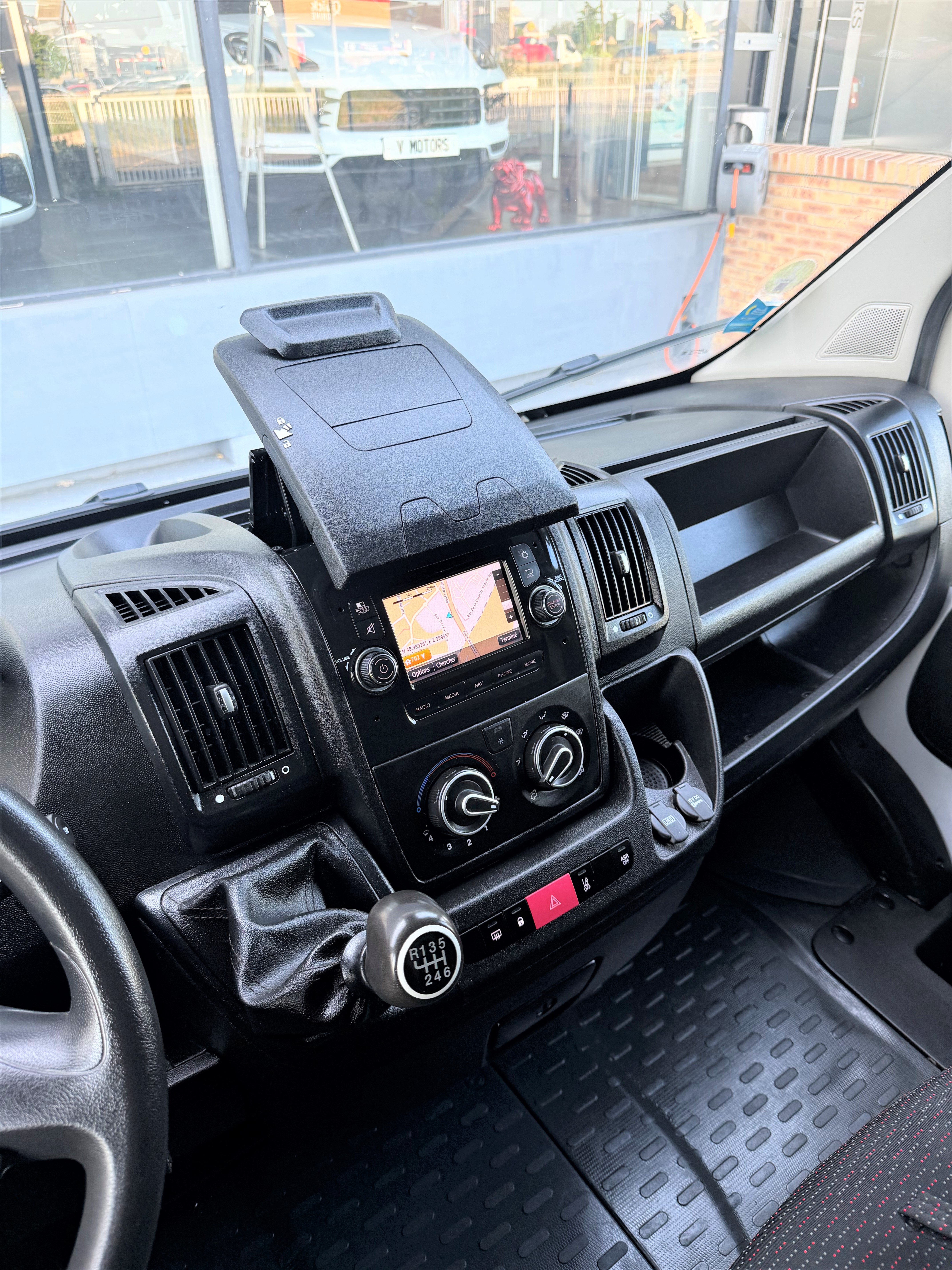 Peugeot Boxer II (2) 2.2 HDI 140 S&S FG 333 L2H2 Asphalte Design' 1er Main