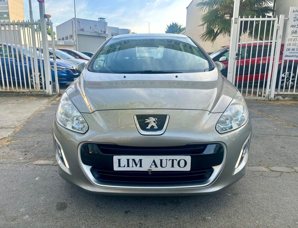 Peugeot 308 1.6 e-HDi 115 STYLE