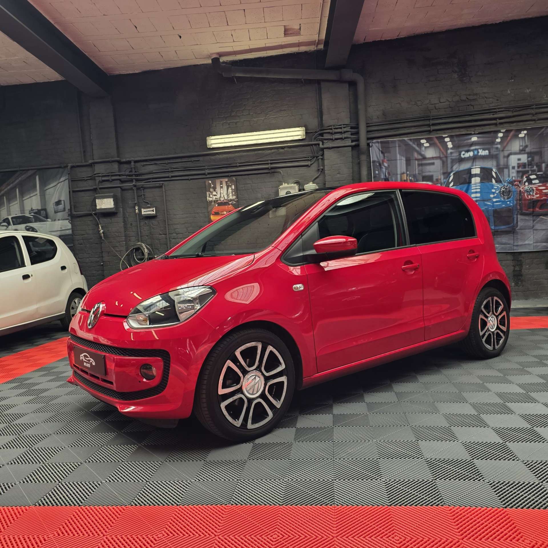 Volkswagen up! 1.0i High Up! BleueMotion Tech 12 MOIS de garantie