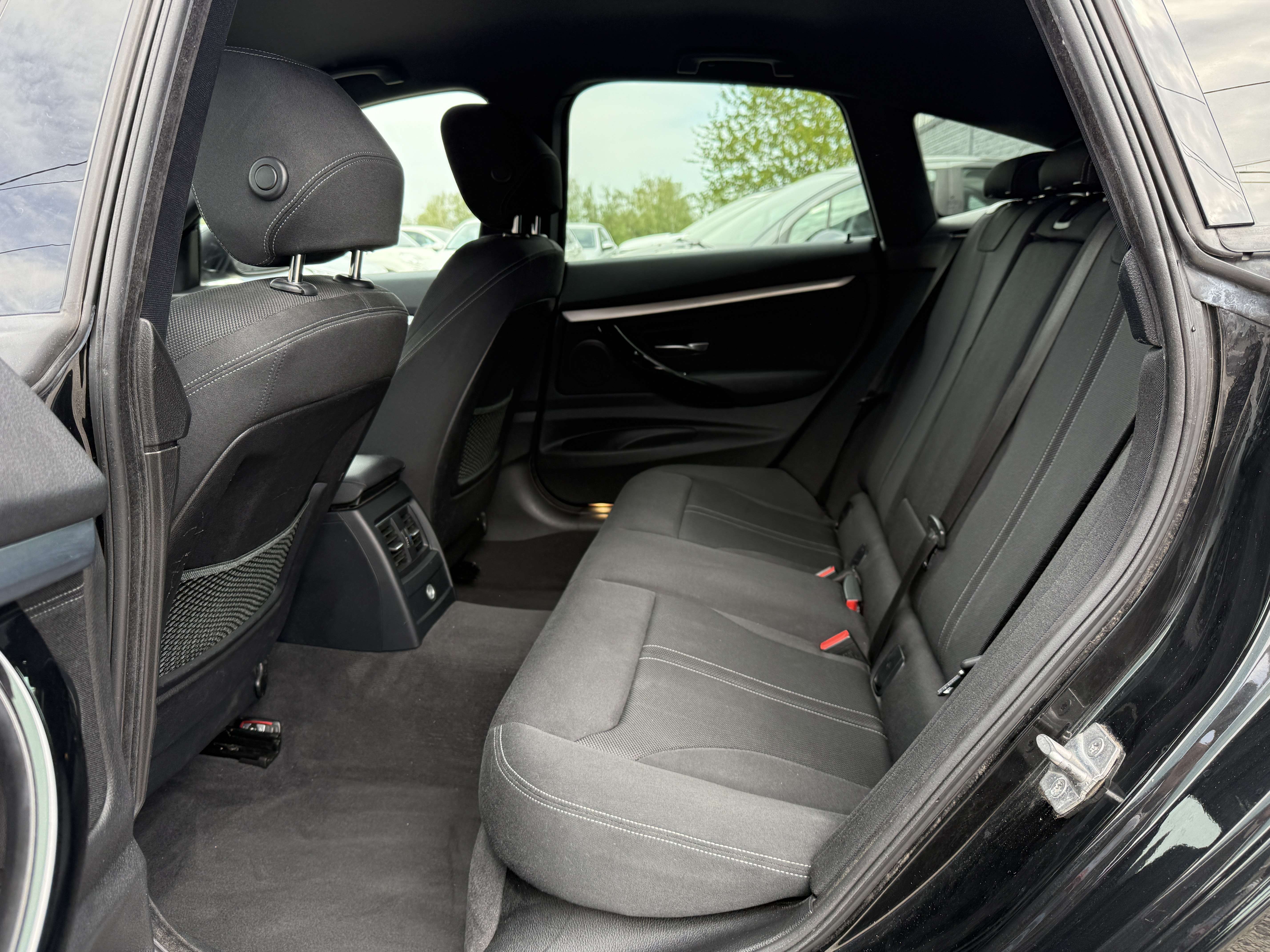 BMW 318 Gran Turismo GT dA 150cv Sport Edition ///