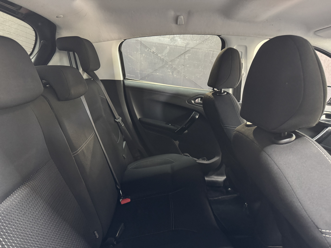Peugeot 208 1.5 BlueHDI 102 ch