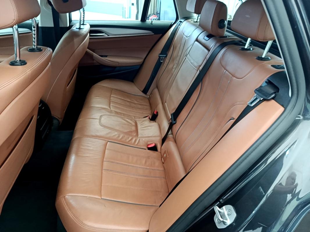 Bmw Serie 5 VII Touring 530e 292ch Busi Design BVA8