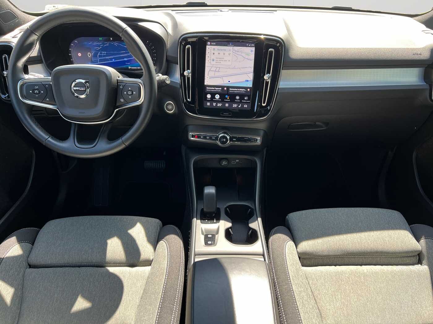 Volvo XC40 XC40 Core, B3 Micro-hybride (MHEV), Essence