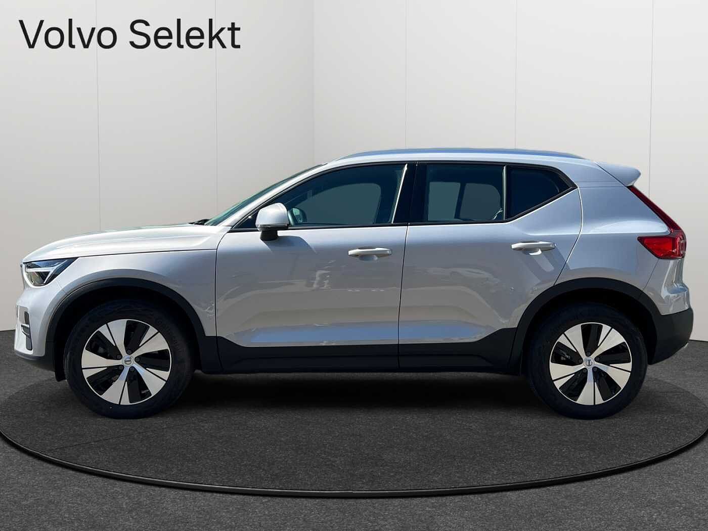 Volvo XC40 XC40 Core, B3 Micro-hybride (MHEV), Essence