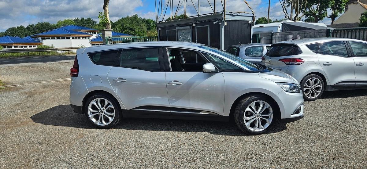 Renault Megane Grand Scenic 7 places business 1,7 BDCI 120cv 9159 Hors Taxes 1ère main