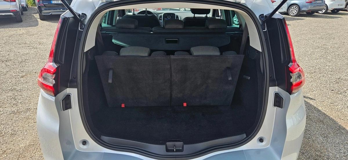 Renault Megane Grand Scenic 7 places business 1,7 BDCI 120cv 9159 Hors Taxes 1ère main
