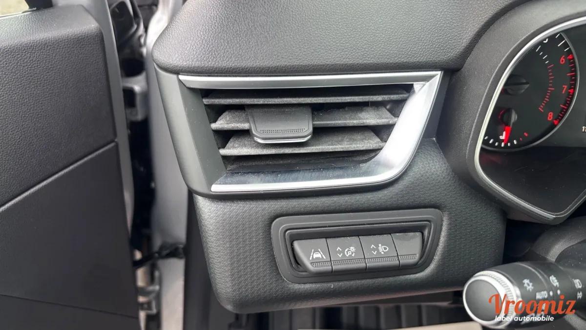 Renault Clio 1.0 TCE 90 BVM6 BUSINESS 8333 Hors Taxes ! Très bon état!