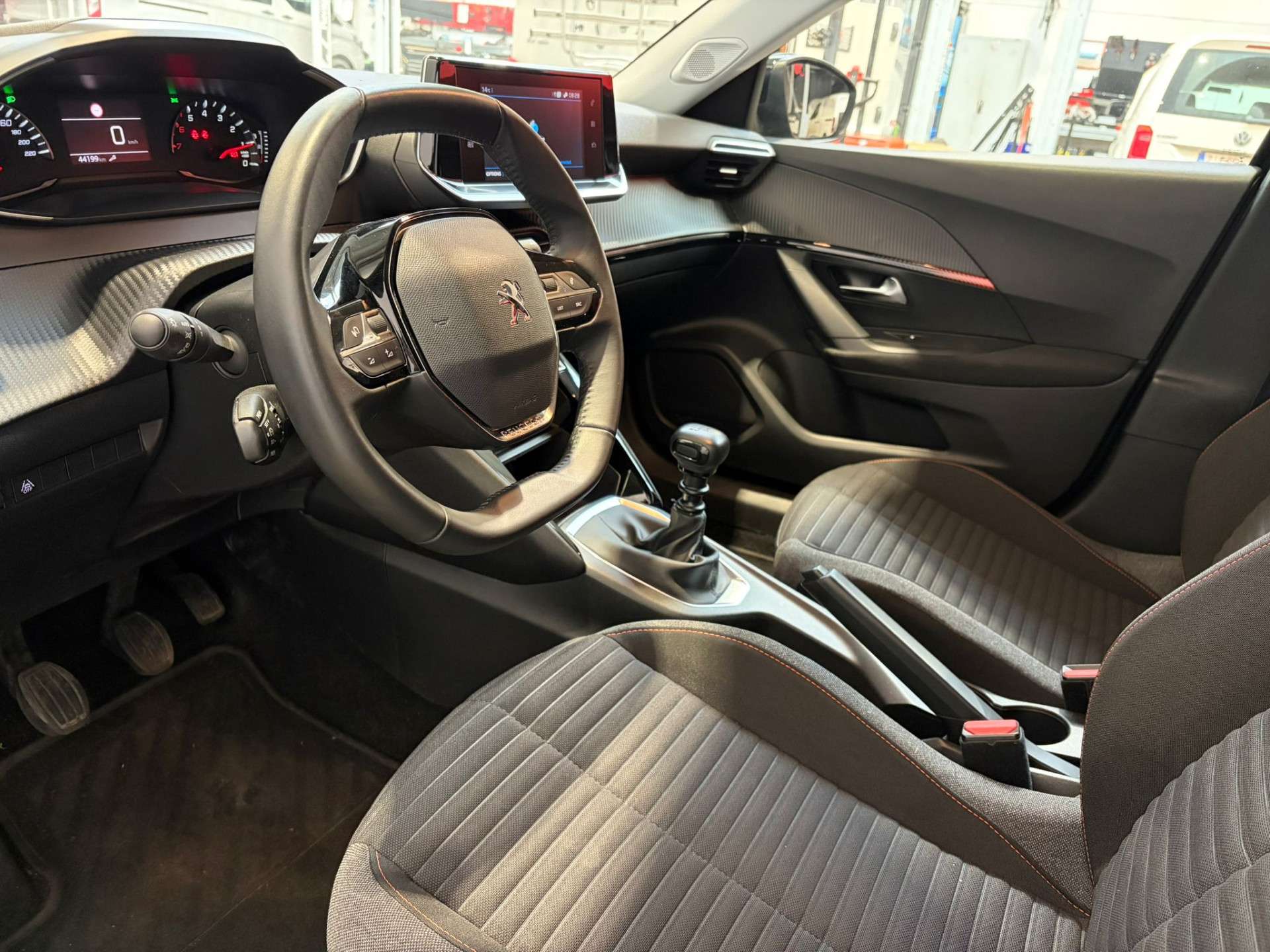 Peugeot 2008 1.2 PureTech Active Pack