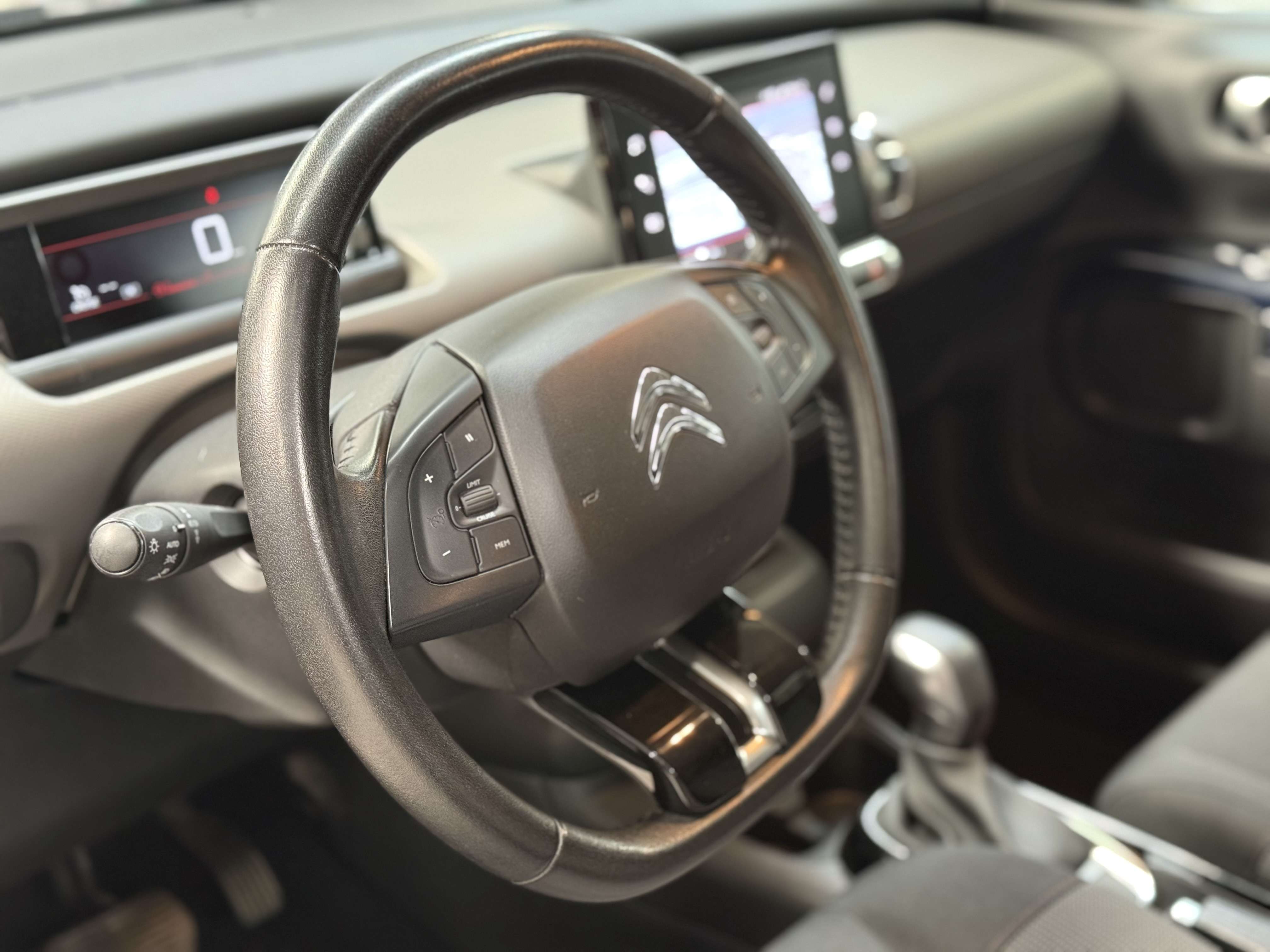 Citroen C4 Cactus 1.5 BlueHDi * BOITE AUTO * CAMERA * GPS * CRUISE *