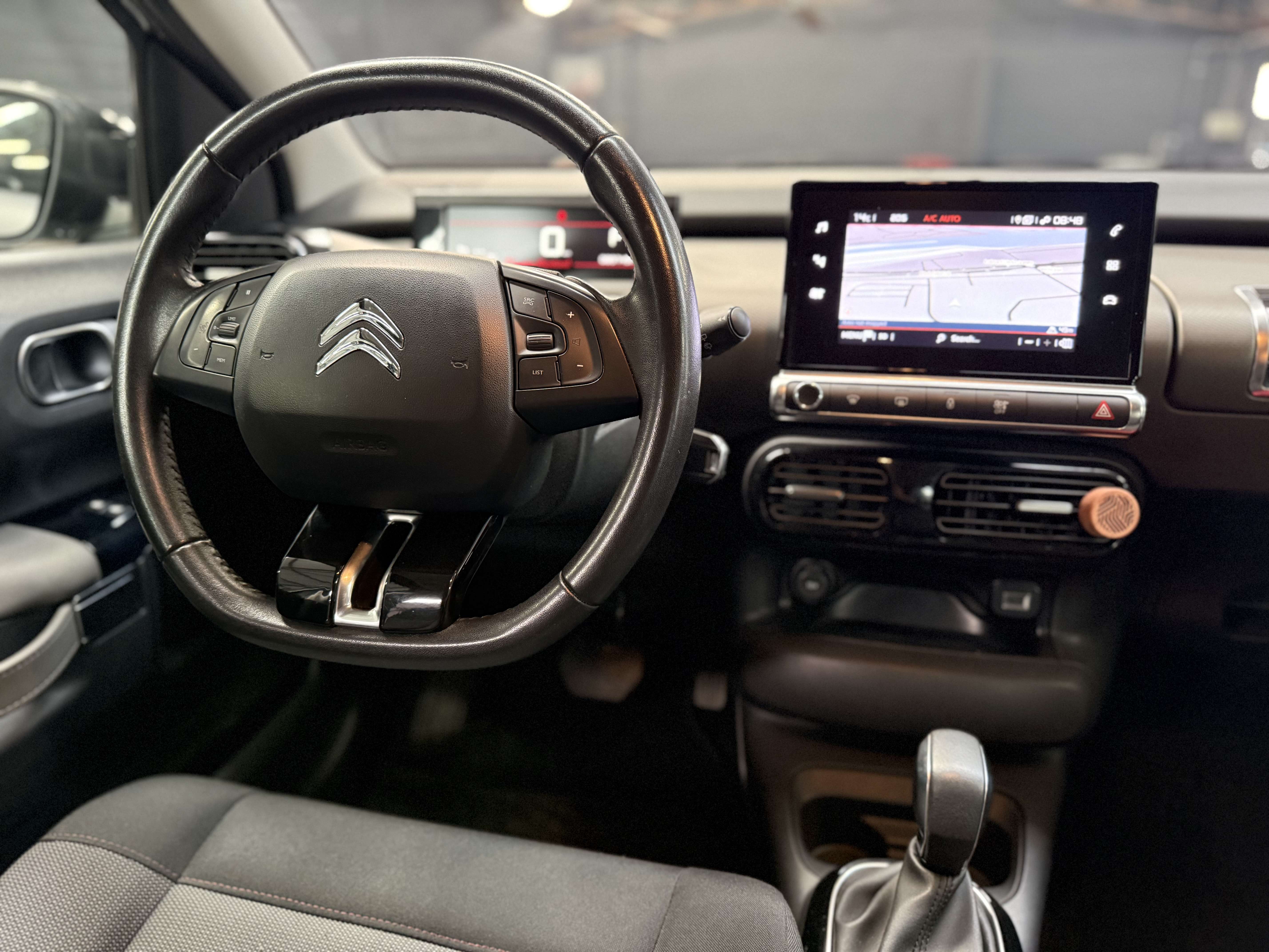 Citroen C4 Cactus 1.5 BlueHDi * BOITE AUTO * CAMERA * GPS * CRUISE *