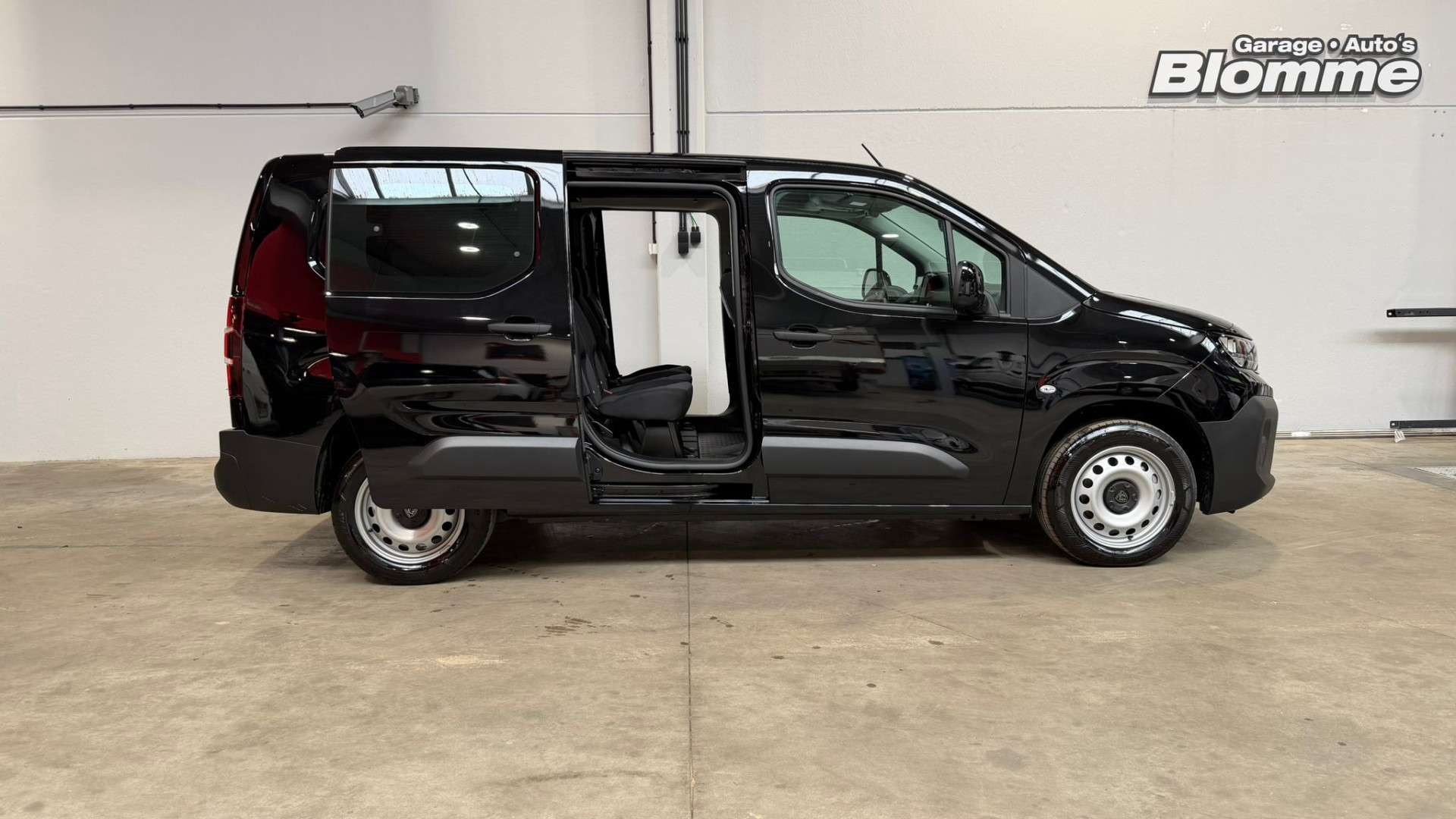 Peugeot Partner 1.5 BlueHDi 130 EAT8 L2 DC / 5 zit / L. vracht ! 1