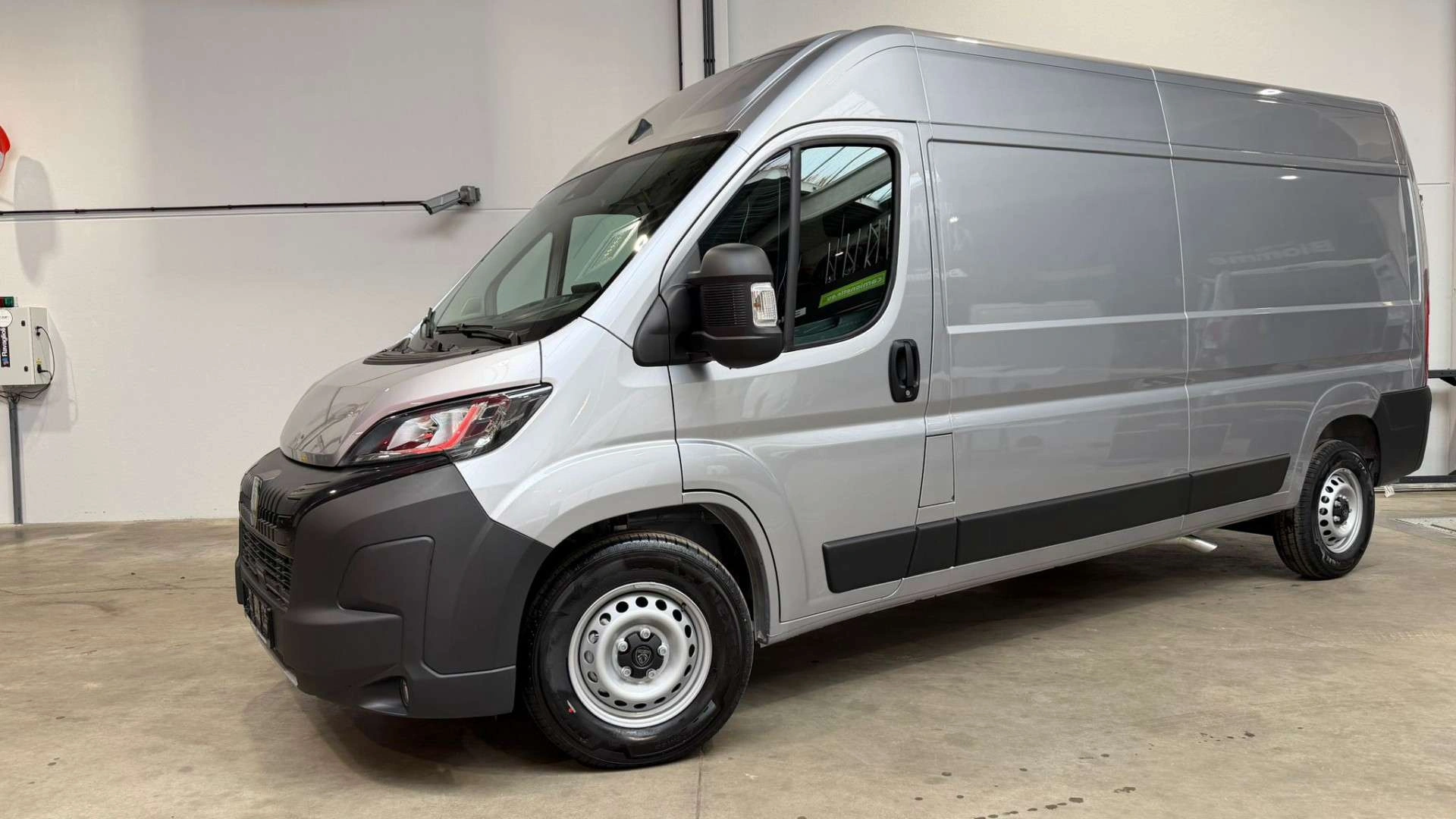 Peugeot Boxer 2.2 BlueHDi 180 S&S L3H2 - EAT 8 3T sleep