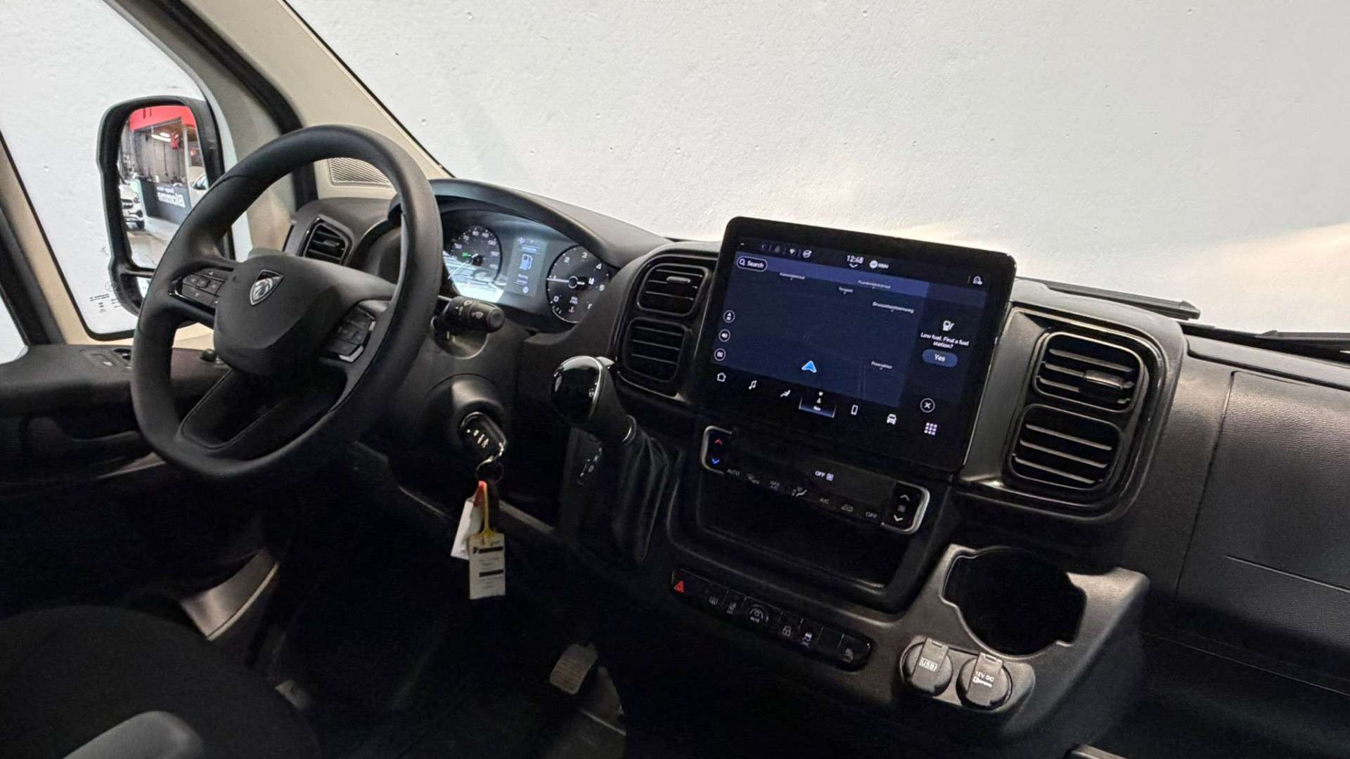 Peugeot Boxer 2.2 BlueHDi 180 S&S L3H2 - EAT 8 3T sleep