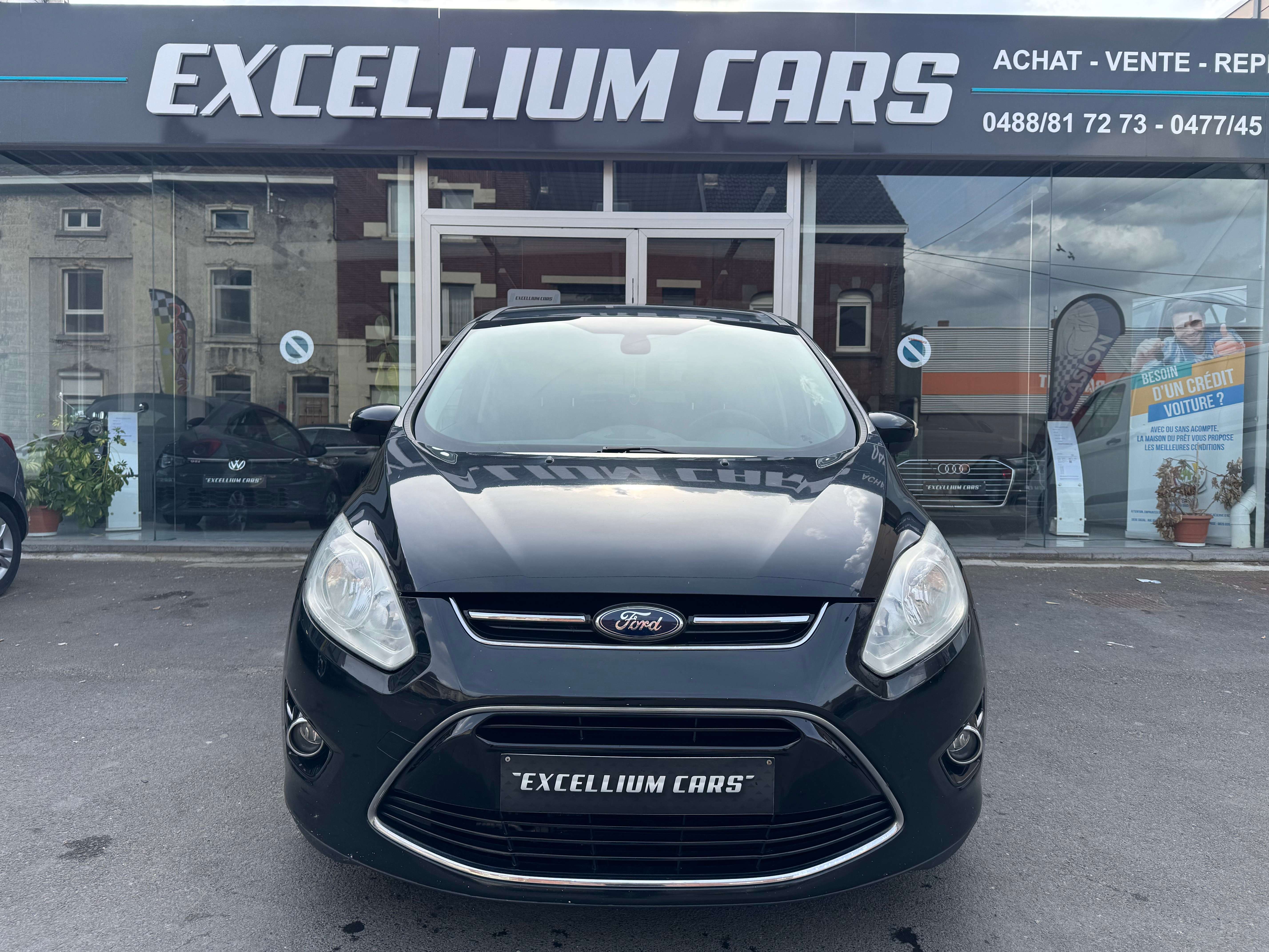 Ford Grand C-Max 1.6 TDCi Titanium Start-Stop Gps Cuir Jante Power Attache Remorque Sieges Chauffant Airco Carnet Garantie