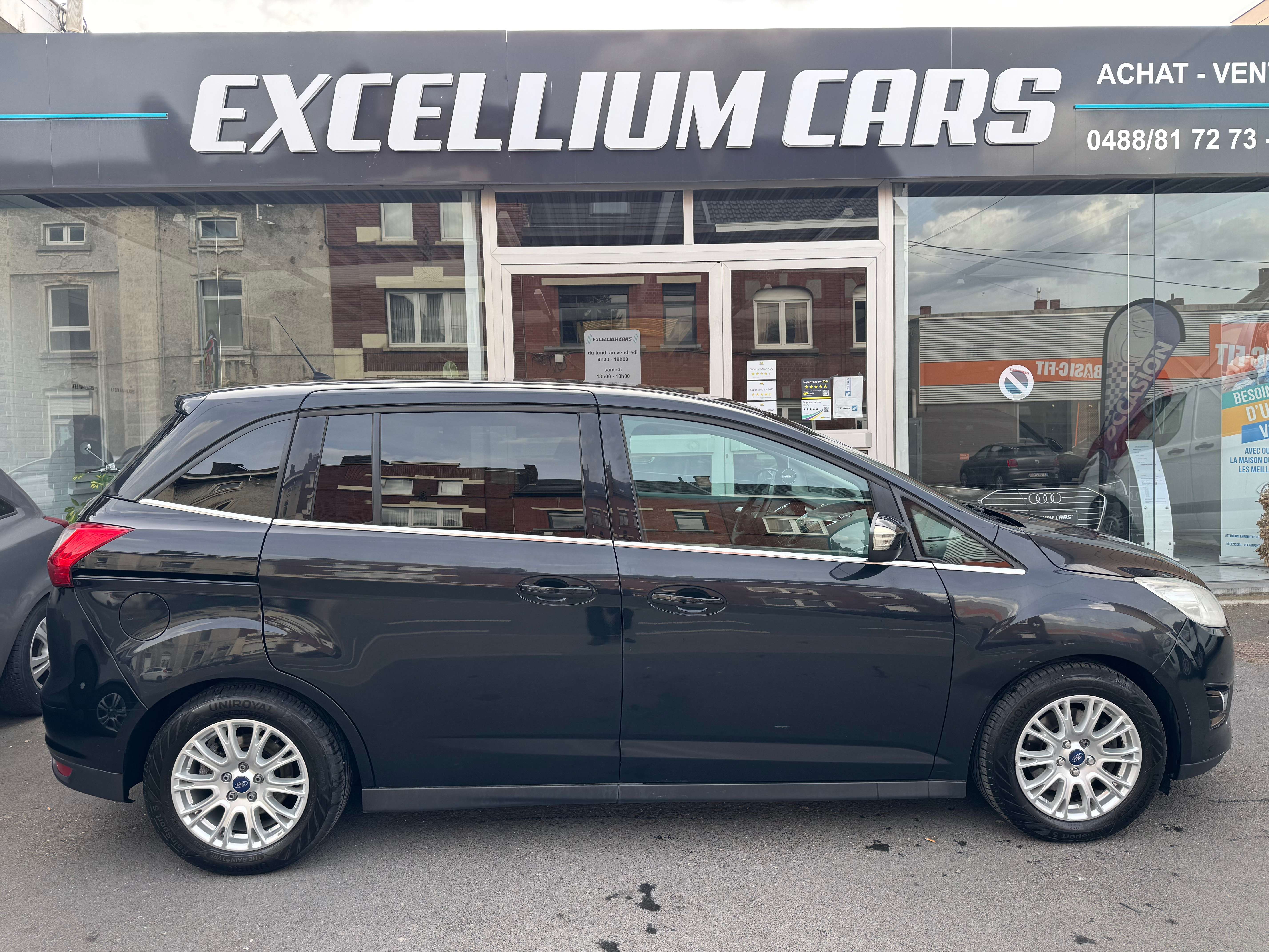 Ford Grand C-Max 1.6 TDCi Titanium Start-Stop Gps Cuir Jante Power Attache Remorque Sieges Chauffant Airco Carnet Garantie