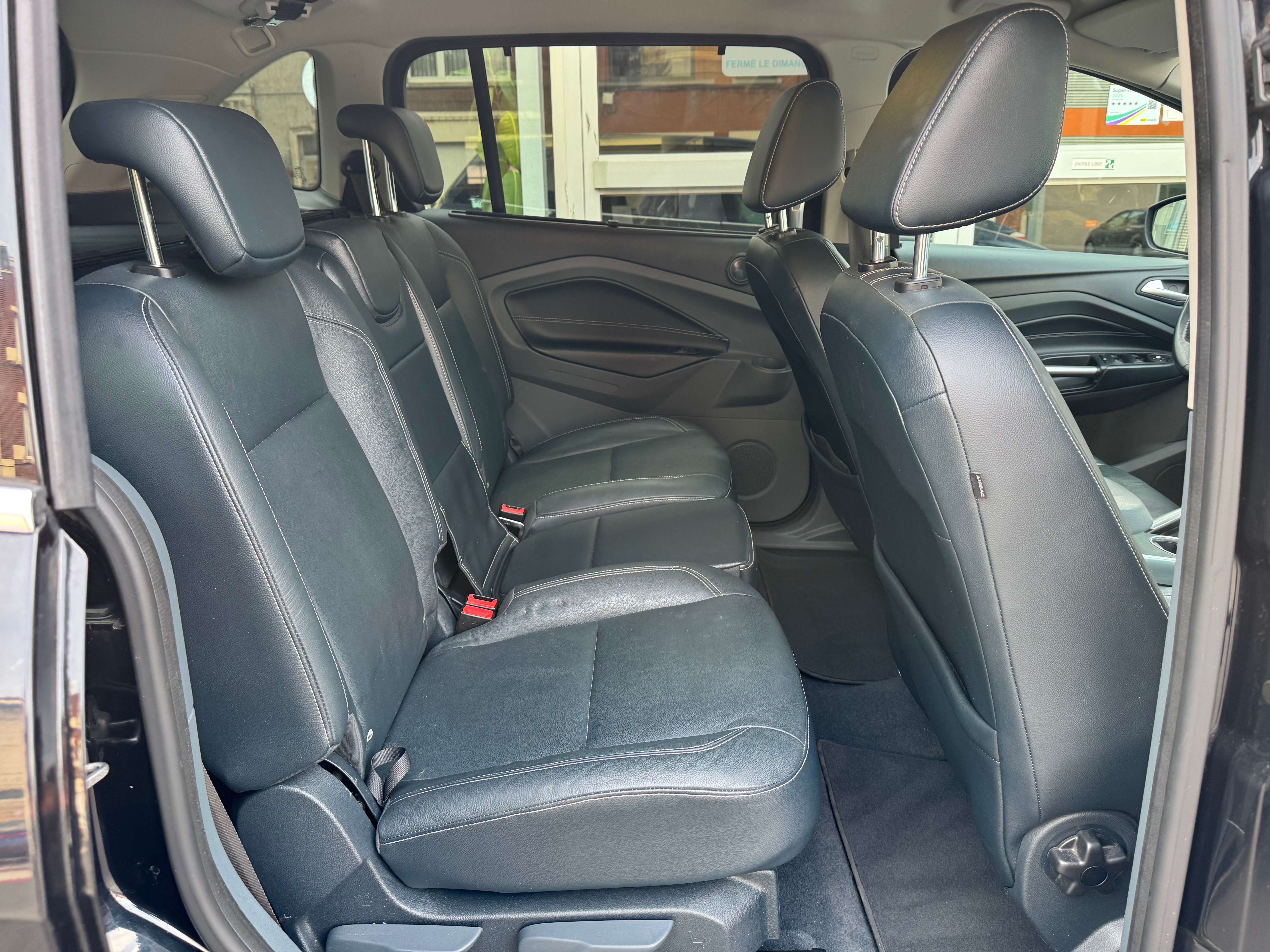Ford Grand C-Max 1.6 TDCi Titanium Start-Stop Gps Cuir Jante Power Attache Remorque Sieges Chauffant Airco Carnet Garantie