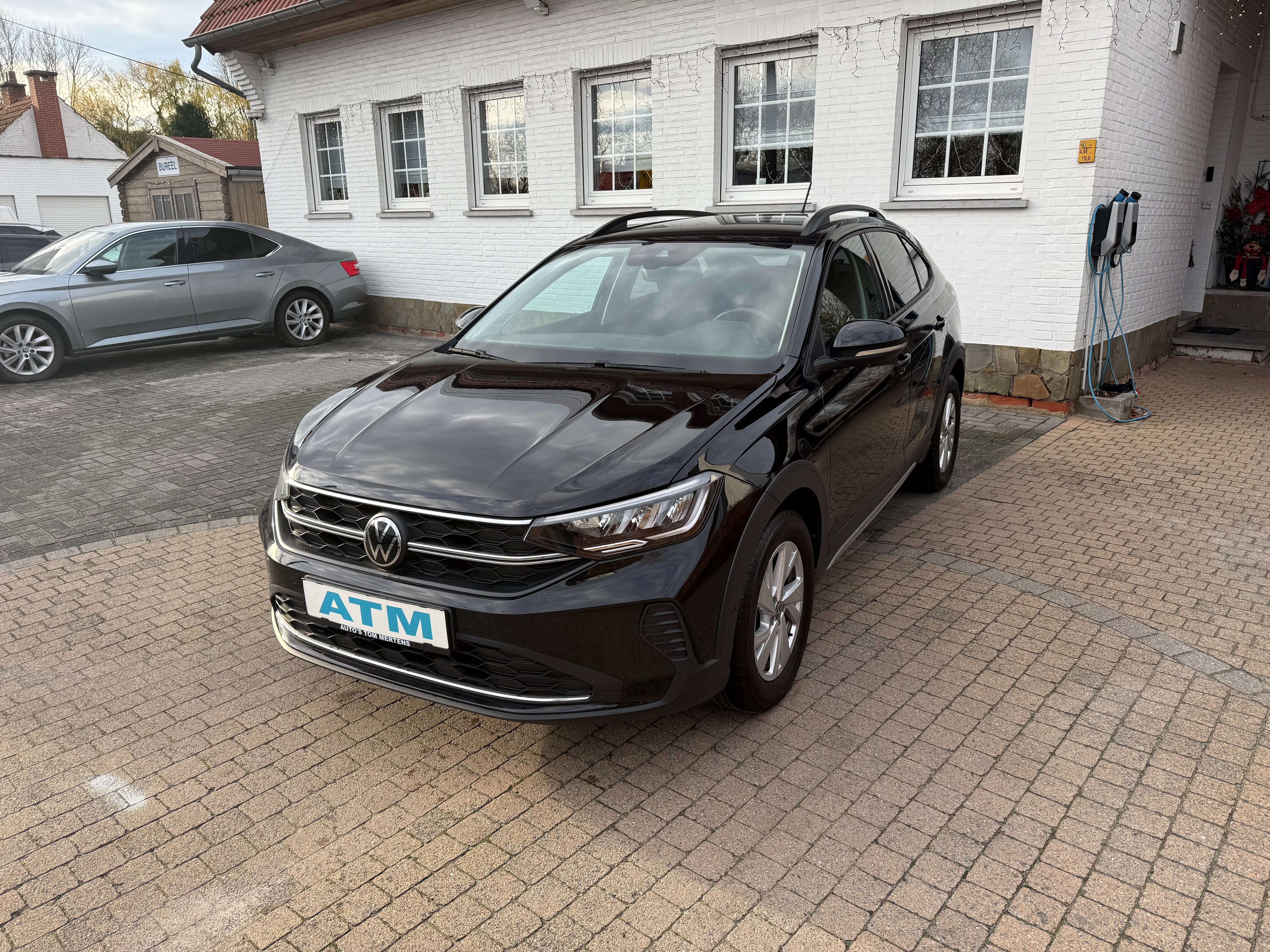 Volkswagen Taigo Taigo 1.0 TSI OPF DSG Life/App CP/Lane-side-front