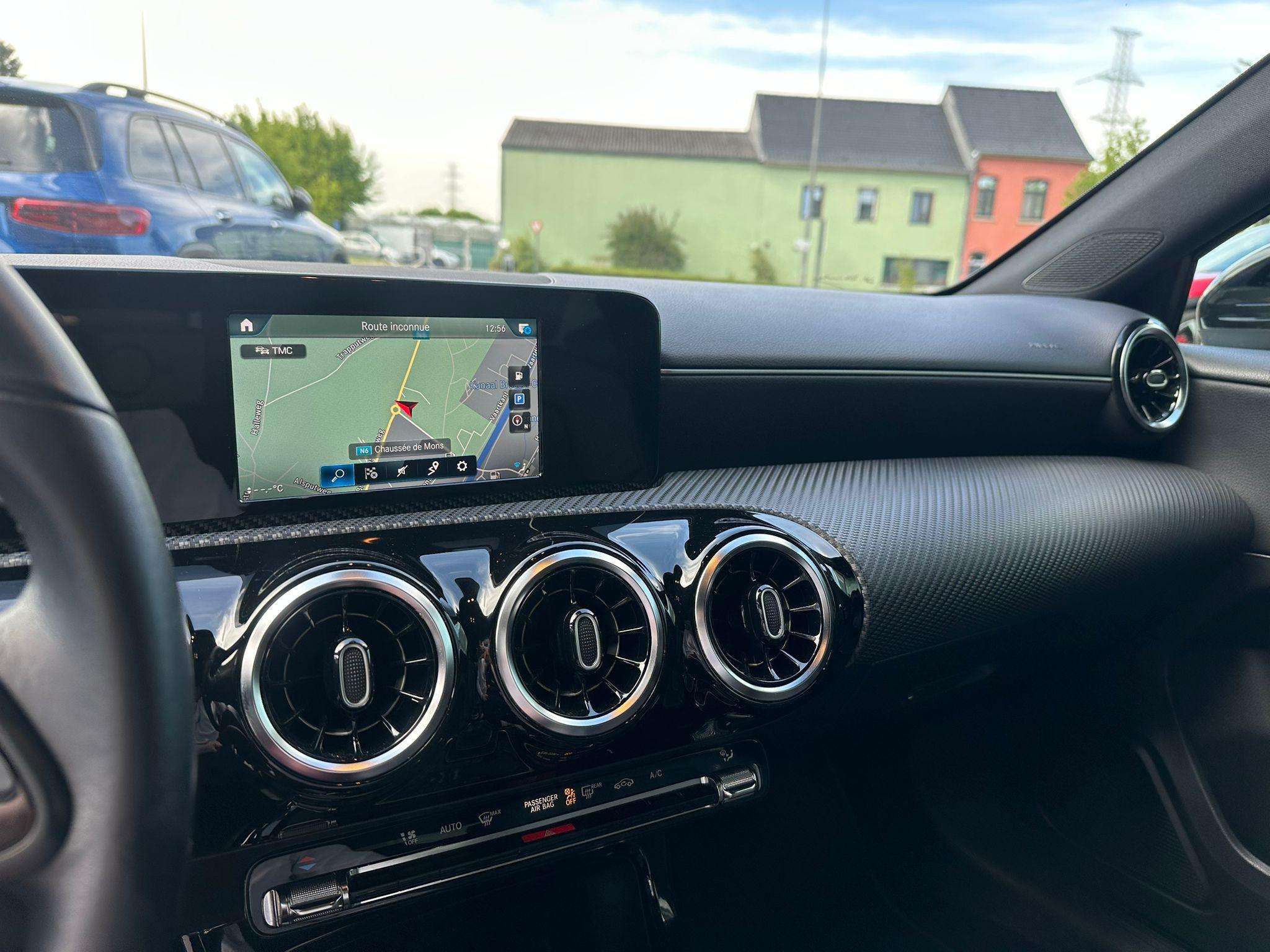 Mercedes-Benz A 180 A Business Solution Essential