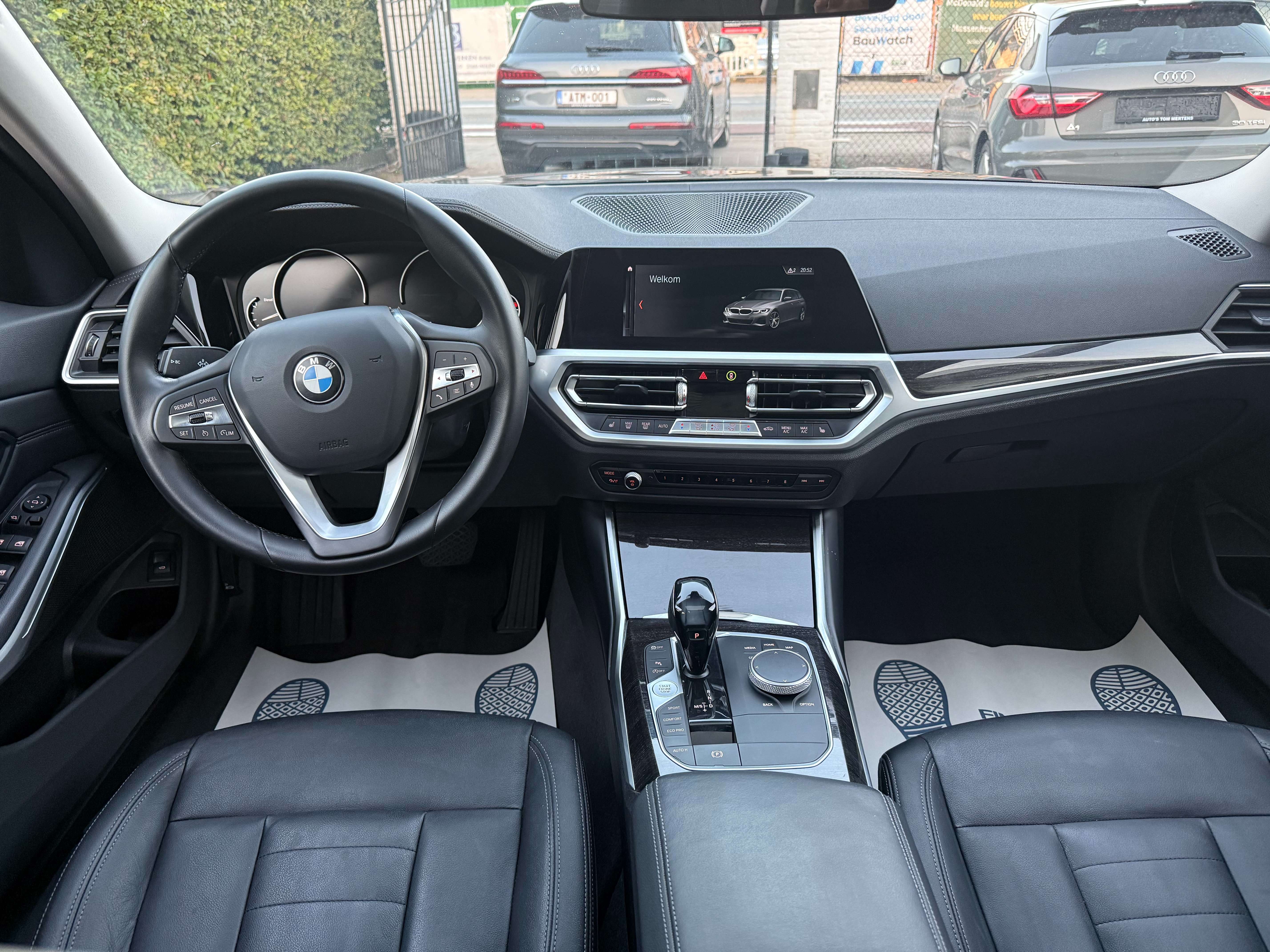 BMW 318 318d Touring Aut. Luxury Line/leder/Panodak/Airco