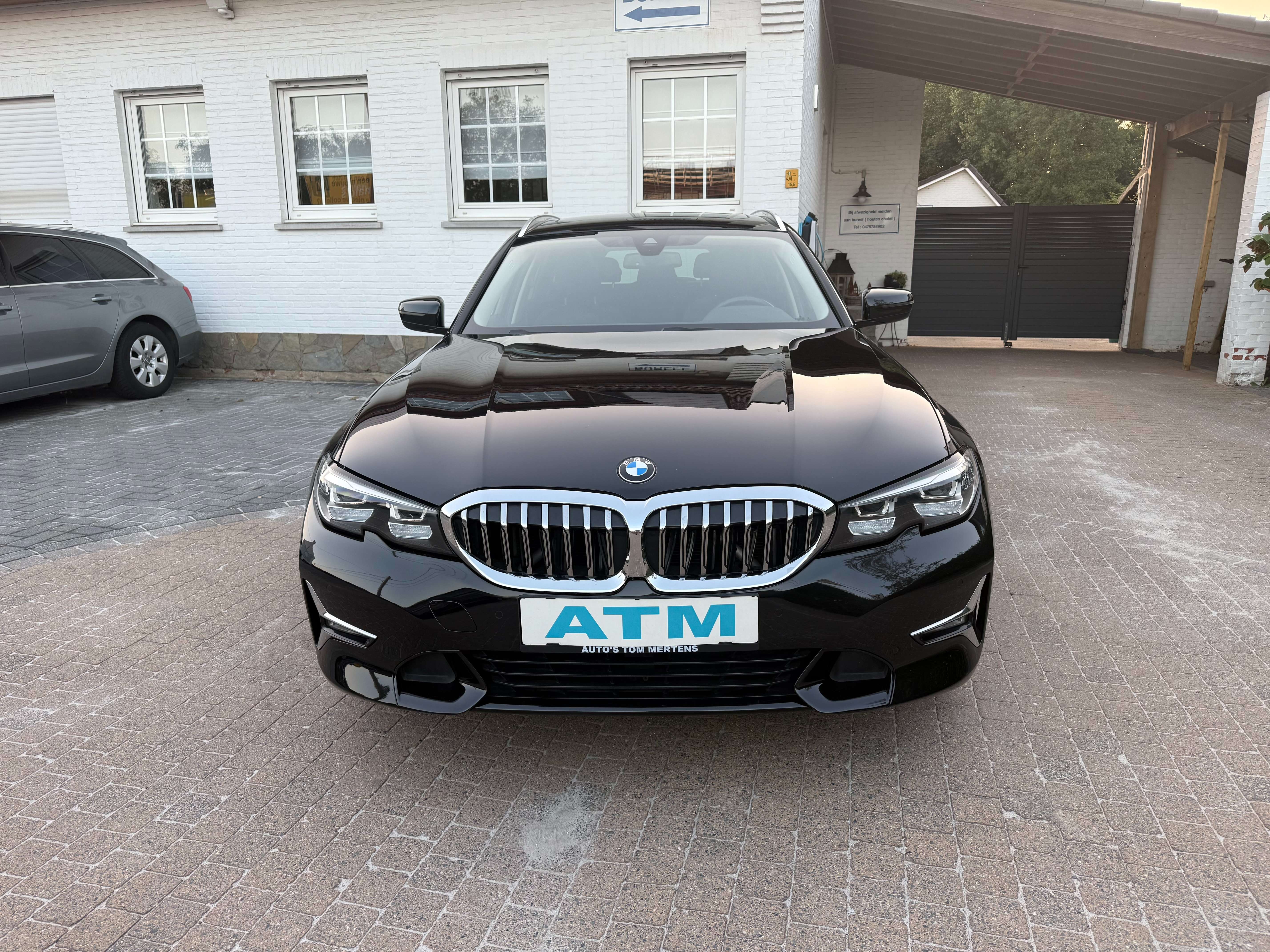 BMW 318 318d Touring Aut. Luxury Line/leder/Panodak/Airco