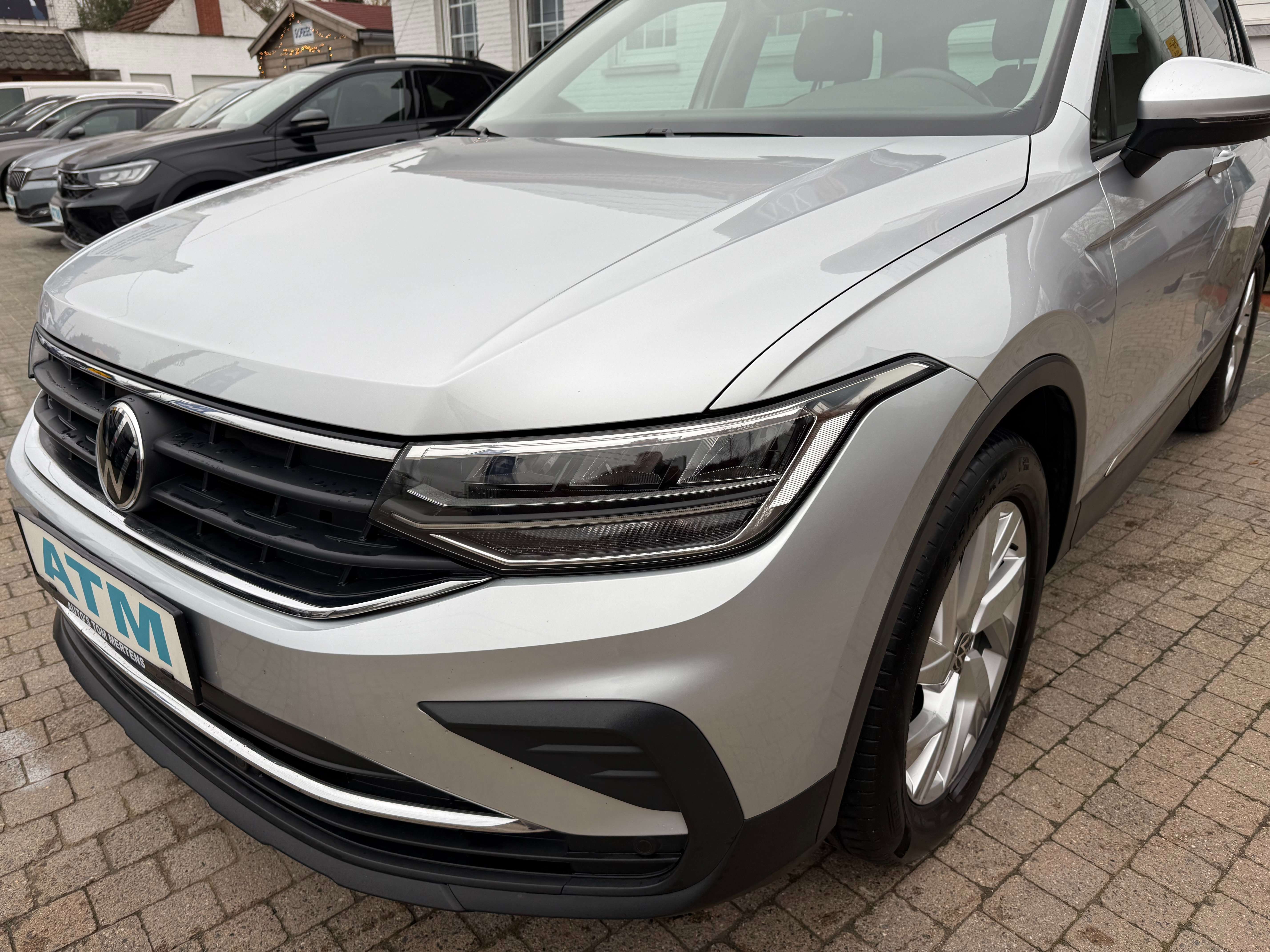 Volkswagen Tiguan Tiguan 2.0 TDI SCR 4MOTION DSG Life/Navi/ACC/Cam.