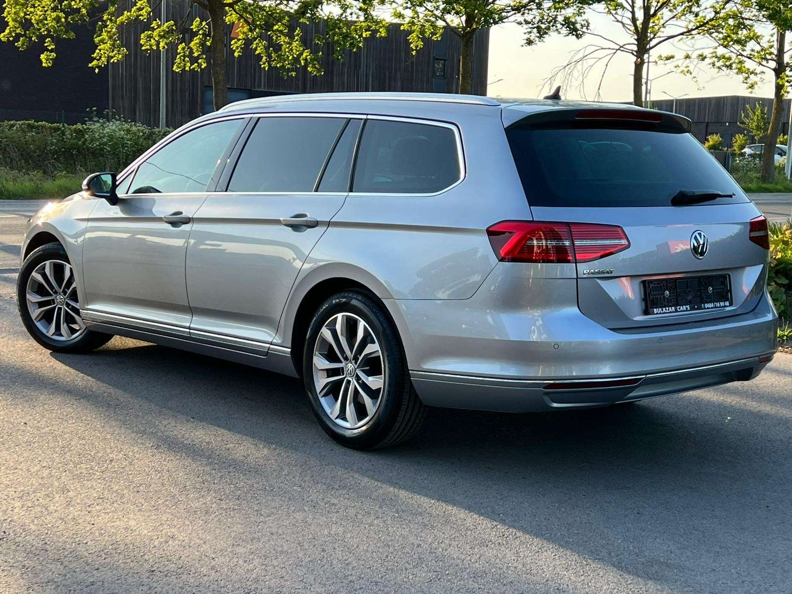 Volkswagen Passat Variant Passat SW 1.6 TDi Highline DSG TVAC CUIR/CAMERA/FU