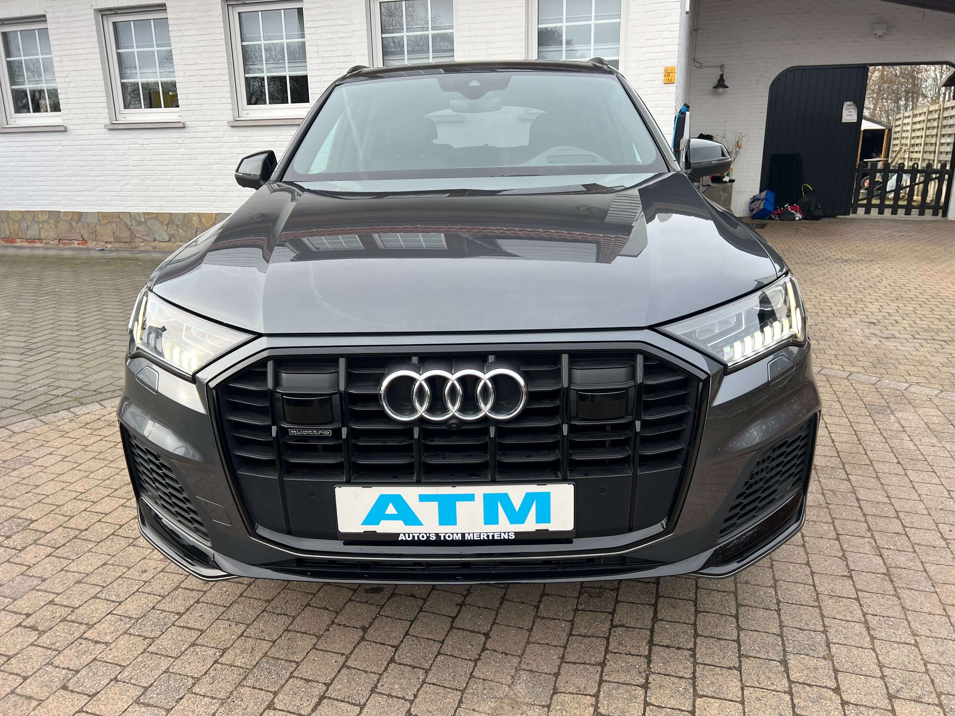Audi Q7 60 TFSi e Quattro PHEV S line  Tip./NP 119000 Euro