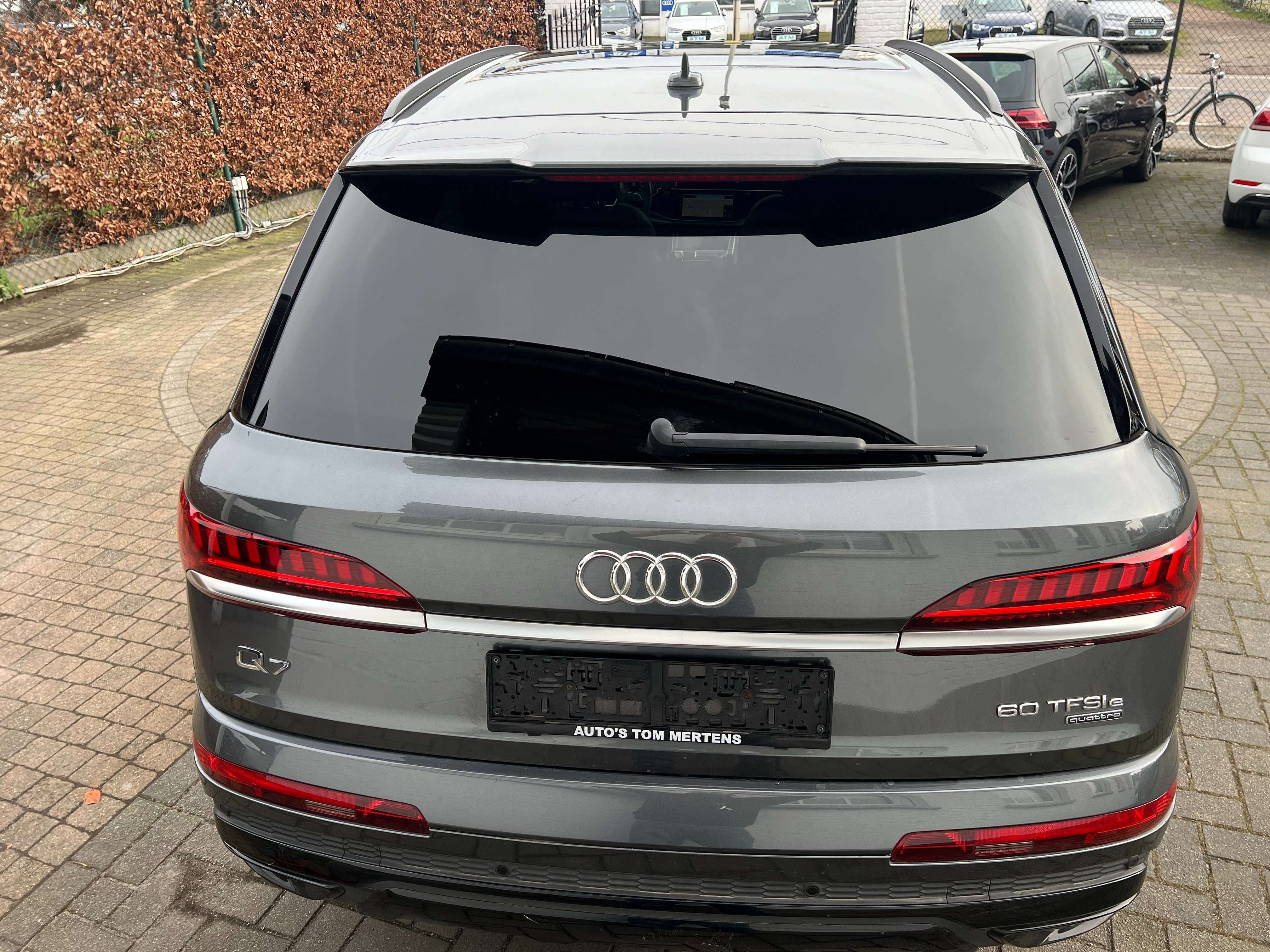 Audi Q7 60 TFSi e Quattro PHEV S line  Tip./NP 119000 Euro