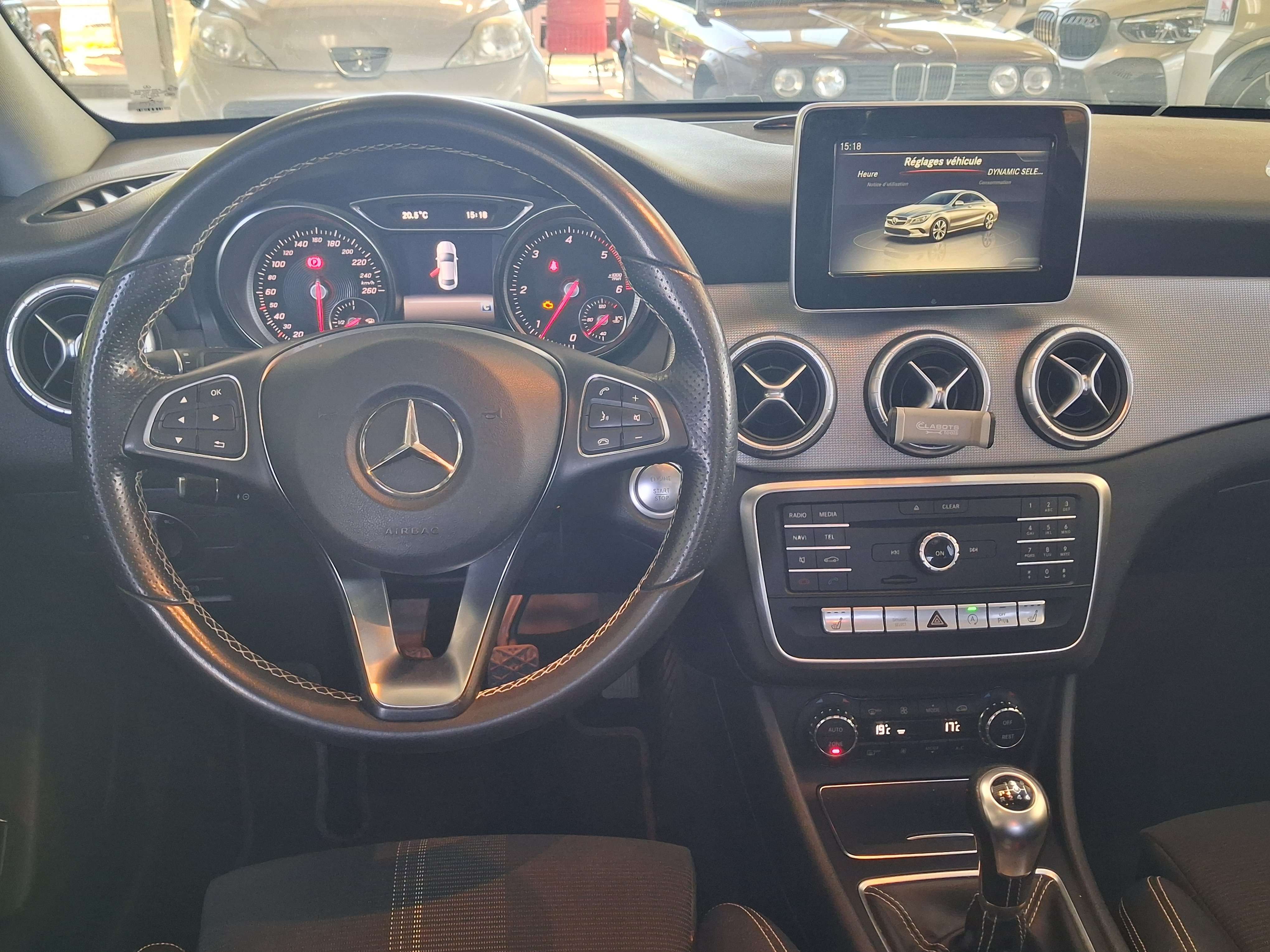 Mercedes-Benz CLA 200 CLA 200 d / VENTE MARCHAND /EXPORT/NO CONTROL/NO GARANTIE