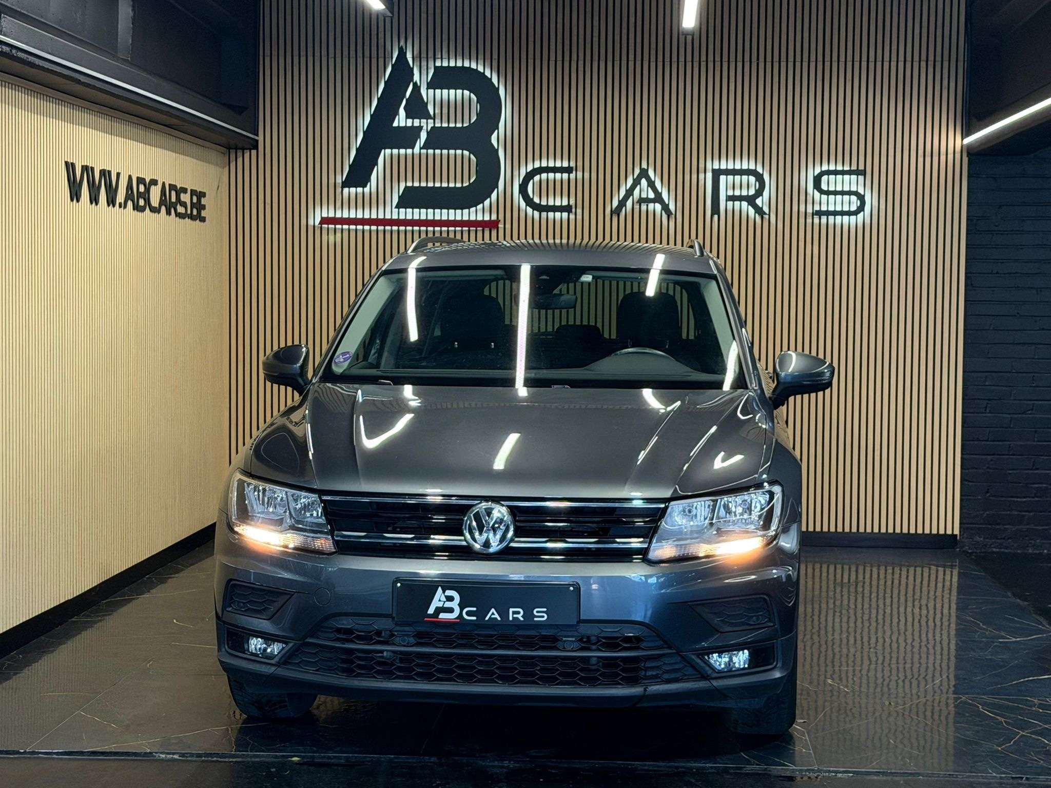 Volkswagen Tiguan 1.4 TSI Sport * GARANTIE 12 MOIS * 1ER PROPRIETAIRE *
