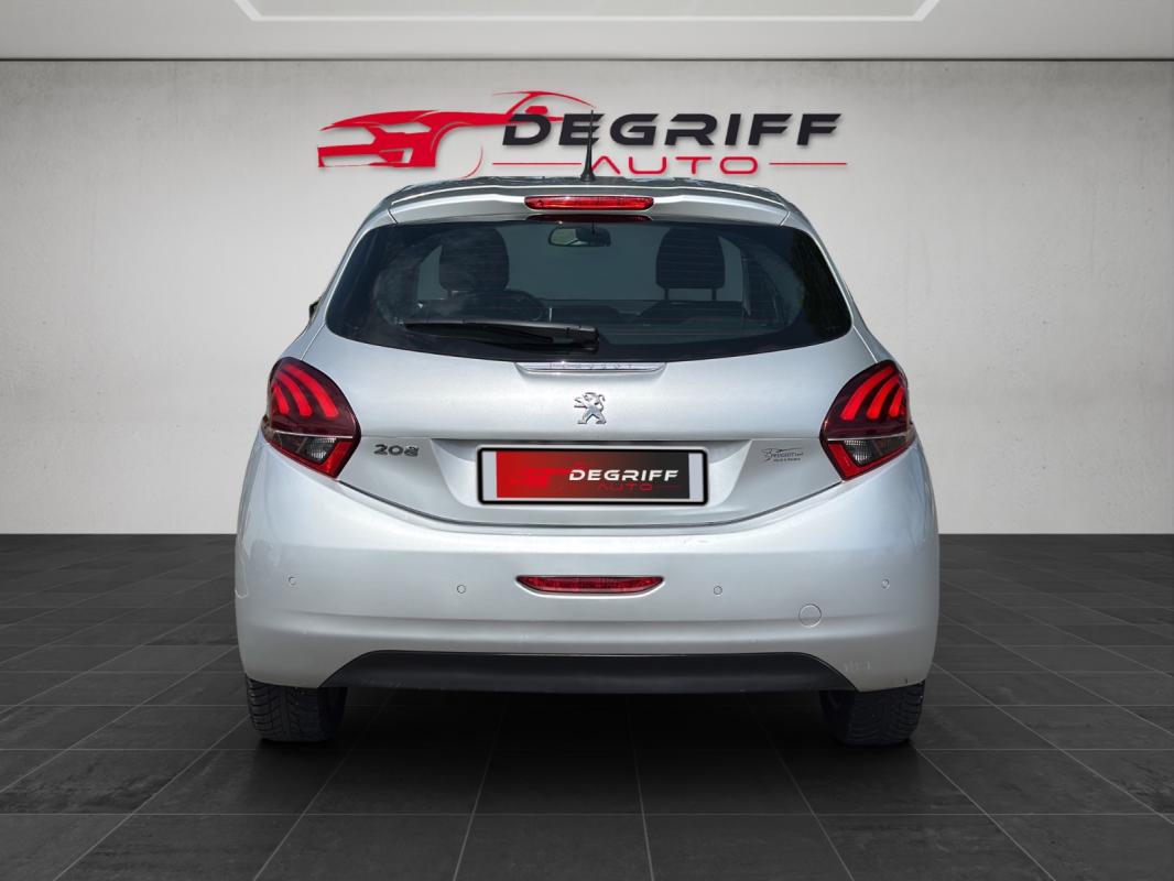 Peugeot 208 82ch BVM5 Allure