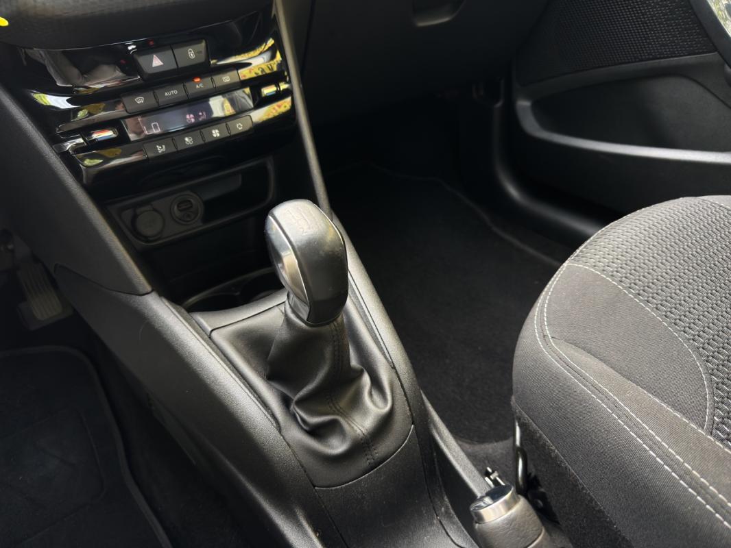 Peugeot 208 82ch BVM5 Allure