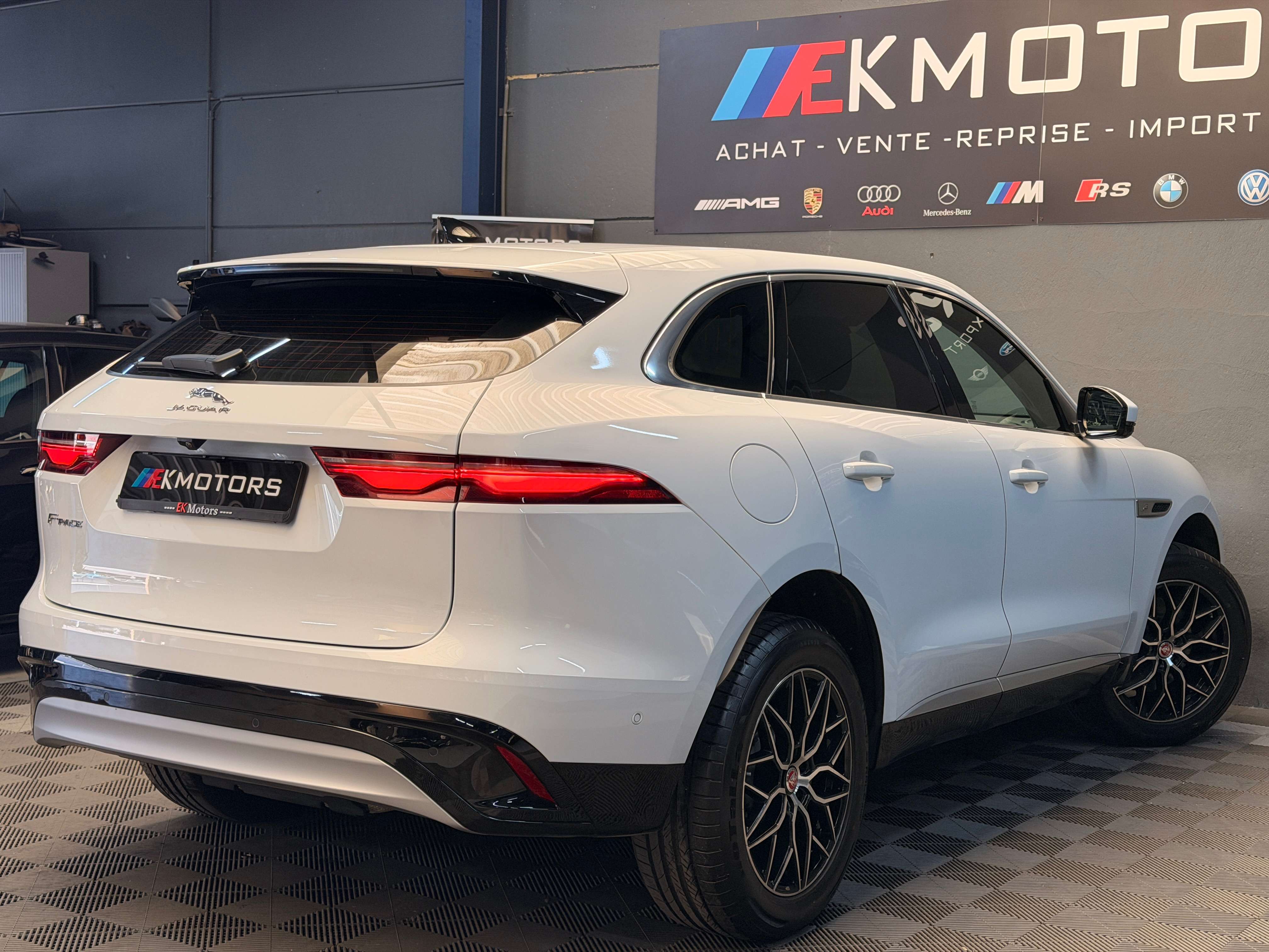 Jaguar F-Pace °1ERE MAIN°FULL LED°CARPLAY°CARPASS
