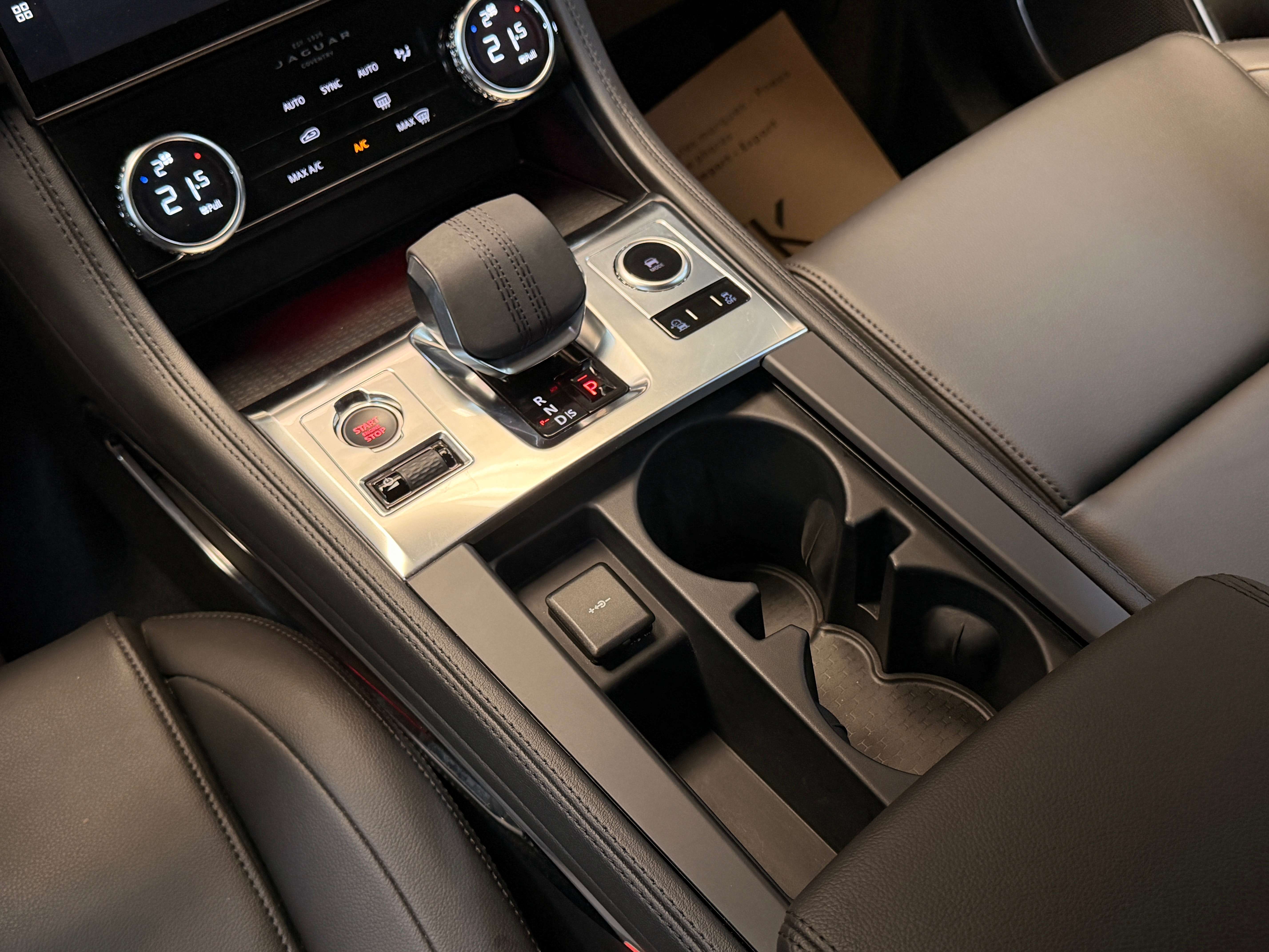 Jaguar F-Pace °1ERE MAIN°FULL LED°CARPLAY°CARPASS
