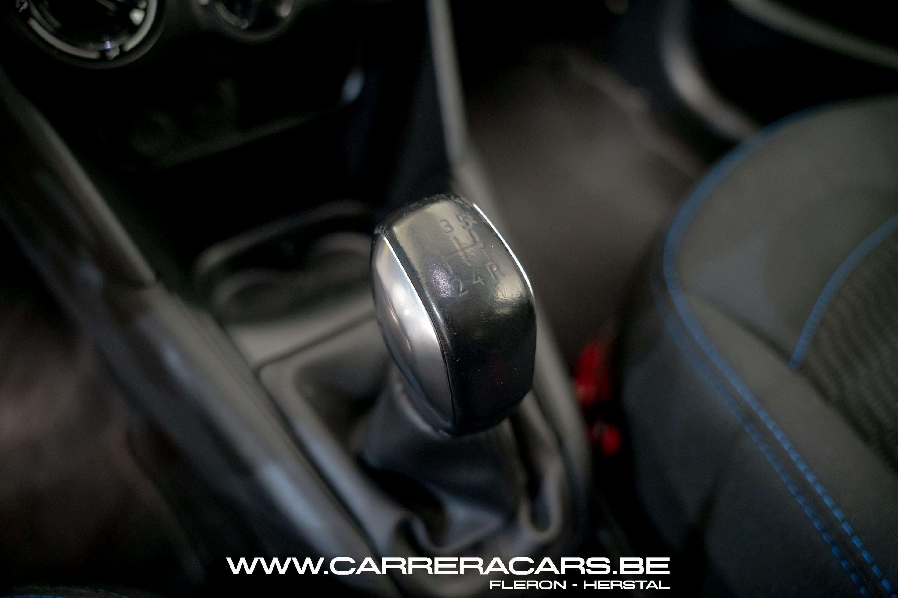 Peugeot 208 Signature*|NAVI*PDC*CRUISE*AIRCO*GARANTIE 12 MOIS*|