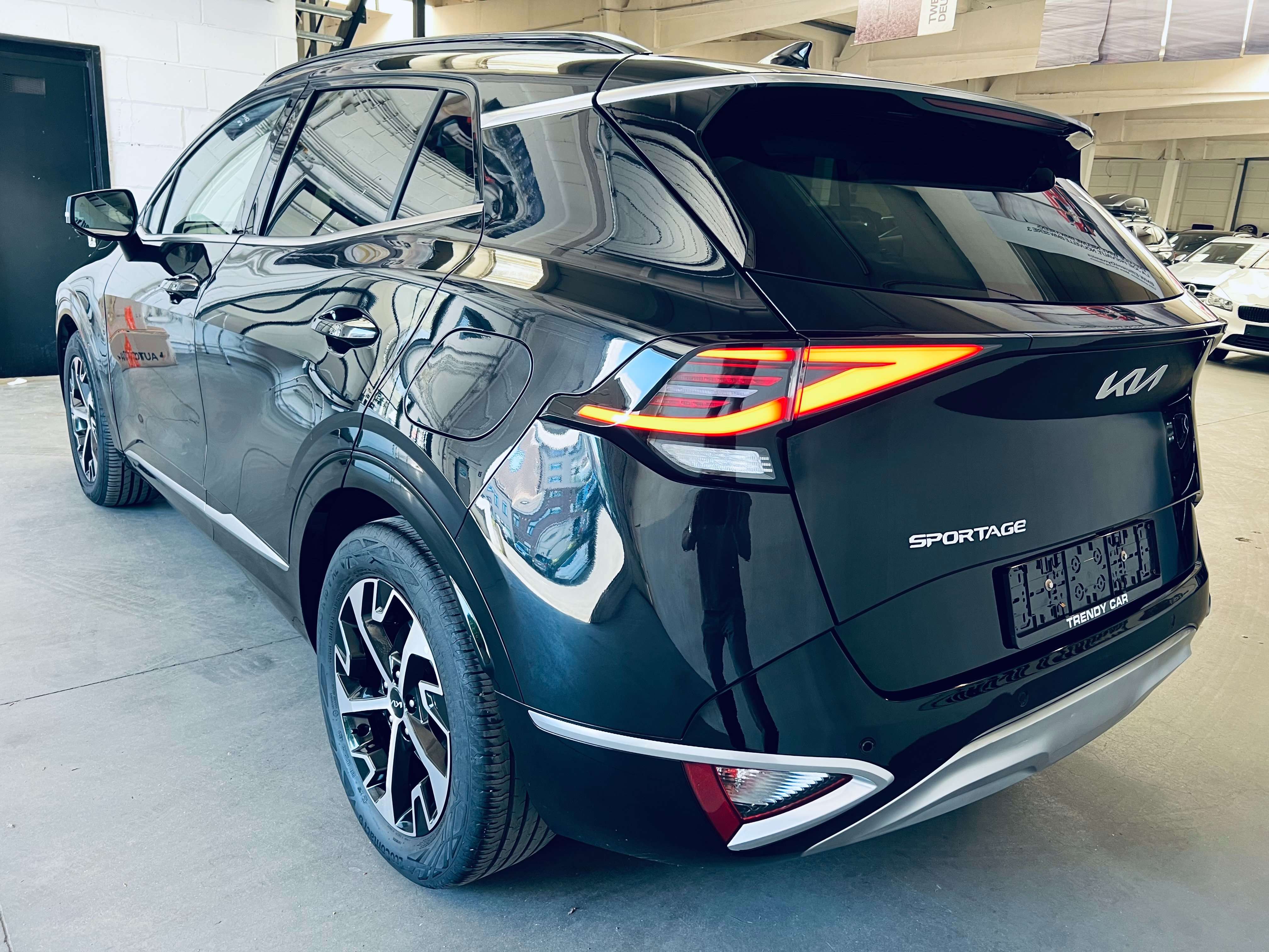 Kia Sportage 1.6 T-GDi MHEV Pace DCT+NAVI+PANO+CAMERA+CARNET+GARANTIE