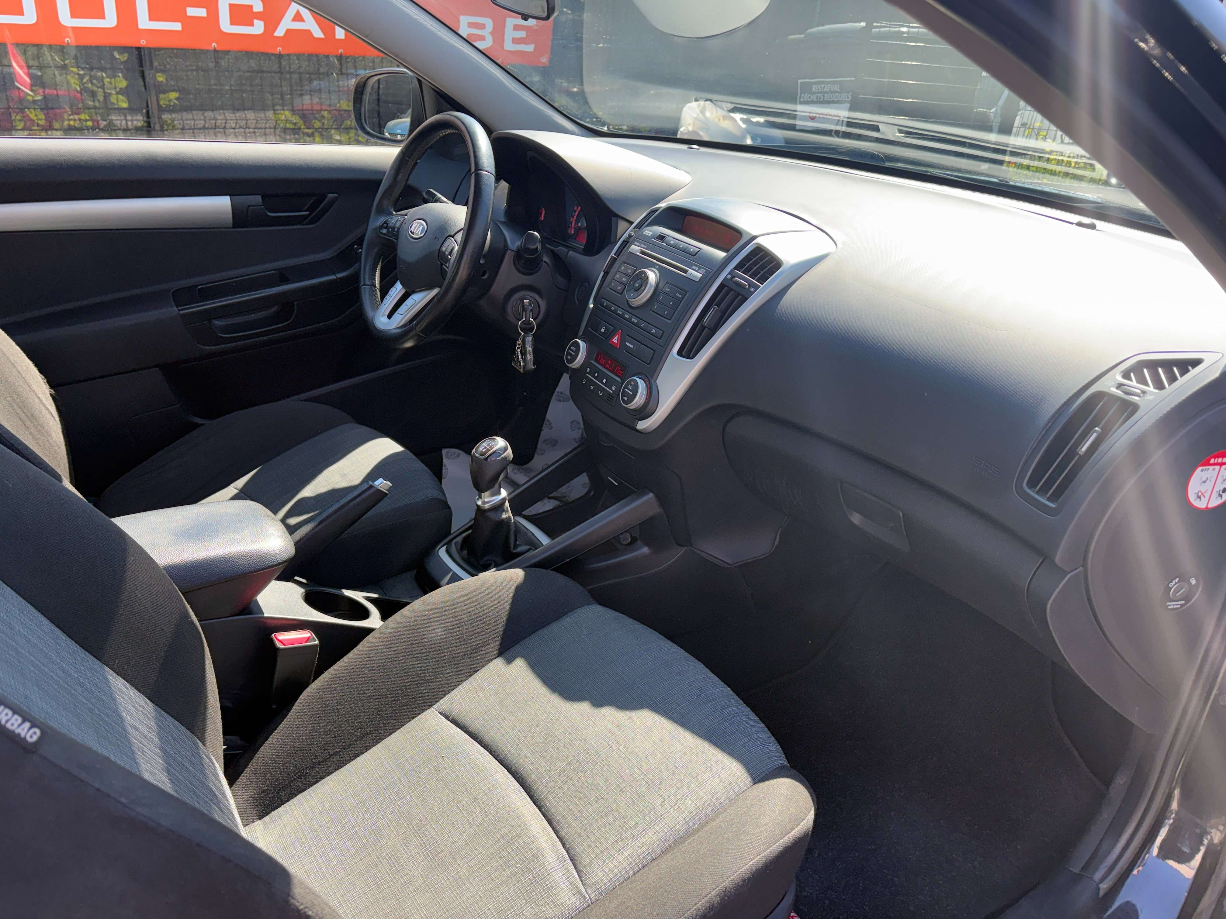 Kia Ceed / cee'd 1.4i Edition ISG EcoDynamics - GARANTIE 1AN -